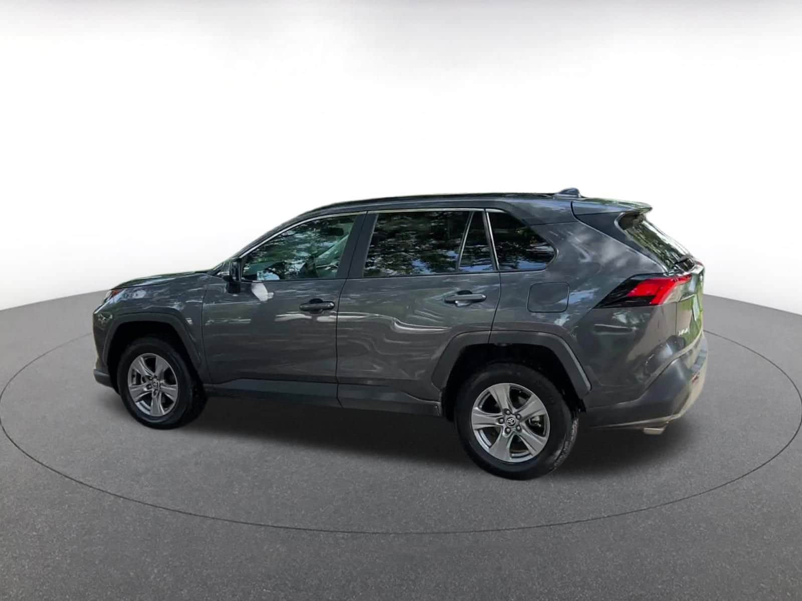 Thumbnail: 2024 Toyota RAV4 - 10