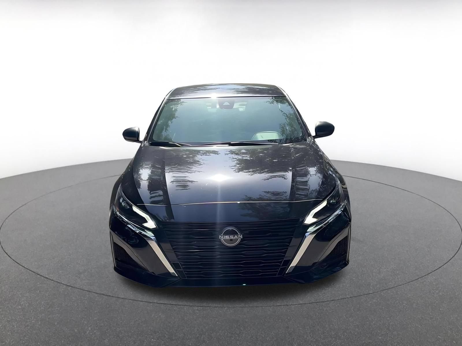 Thumbnail: 2025 Nissan Altima - 4