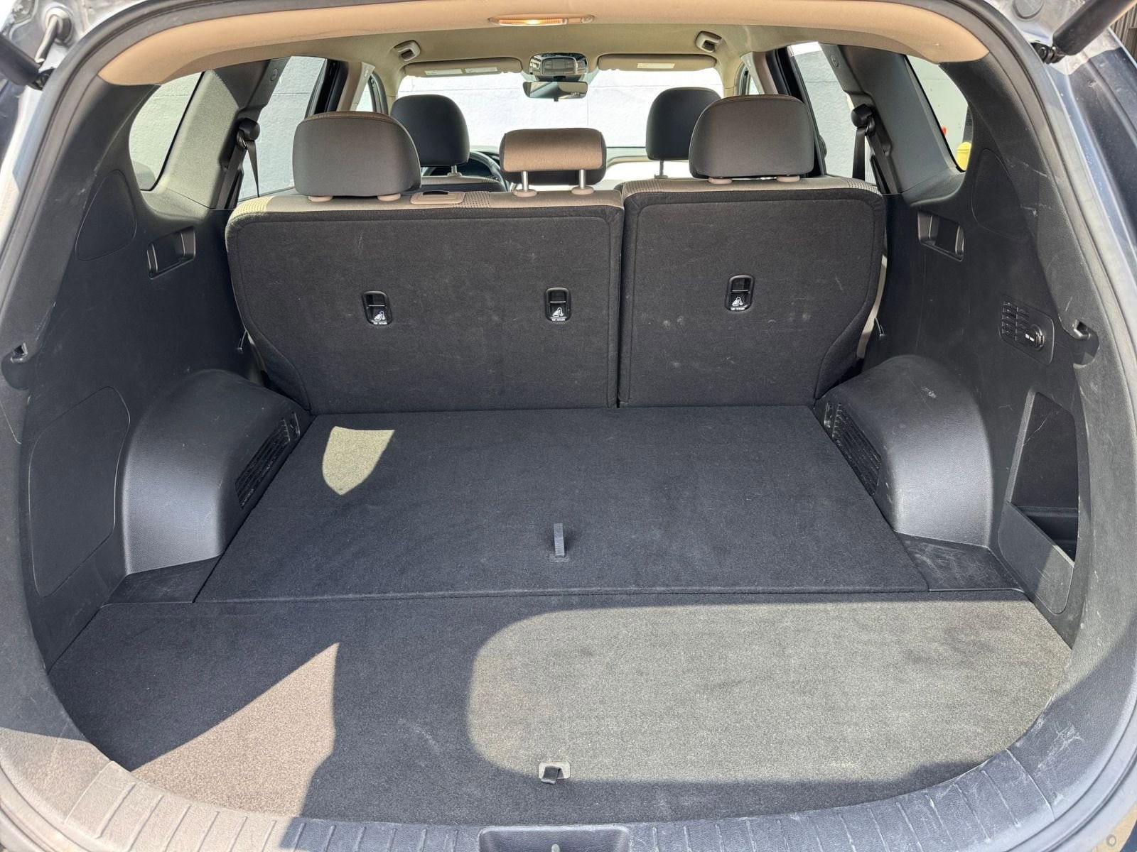 Thumbnail: 2023 Hyundai Santa Fe - 30