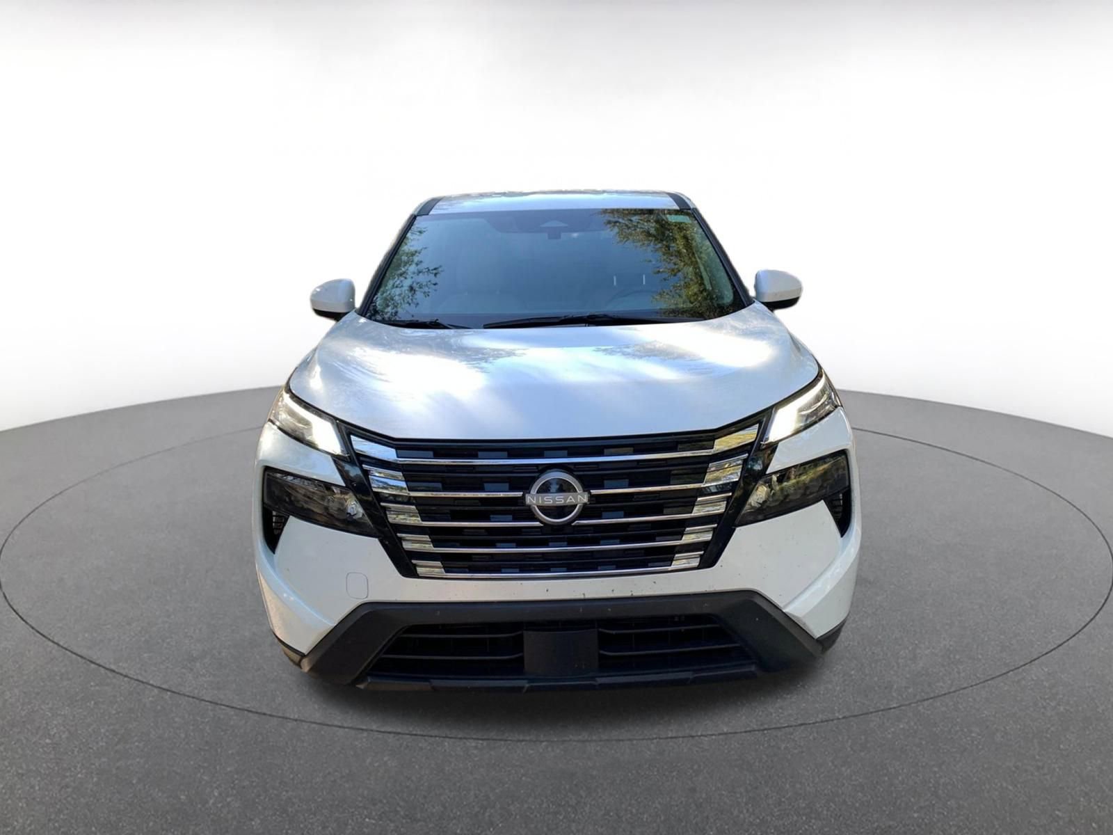 Thumbnail: 2025 Nissan Rogue - 2