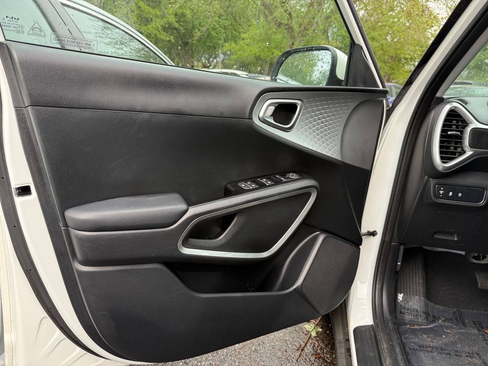 Thumbnail: 2025 Kia Soul - 20