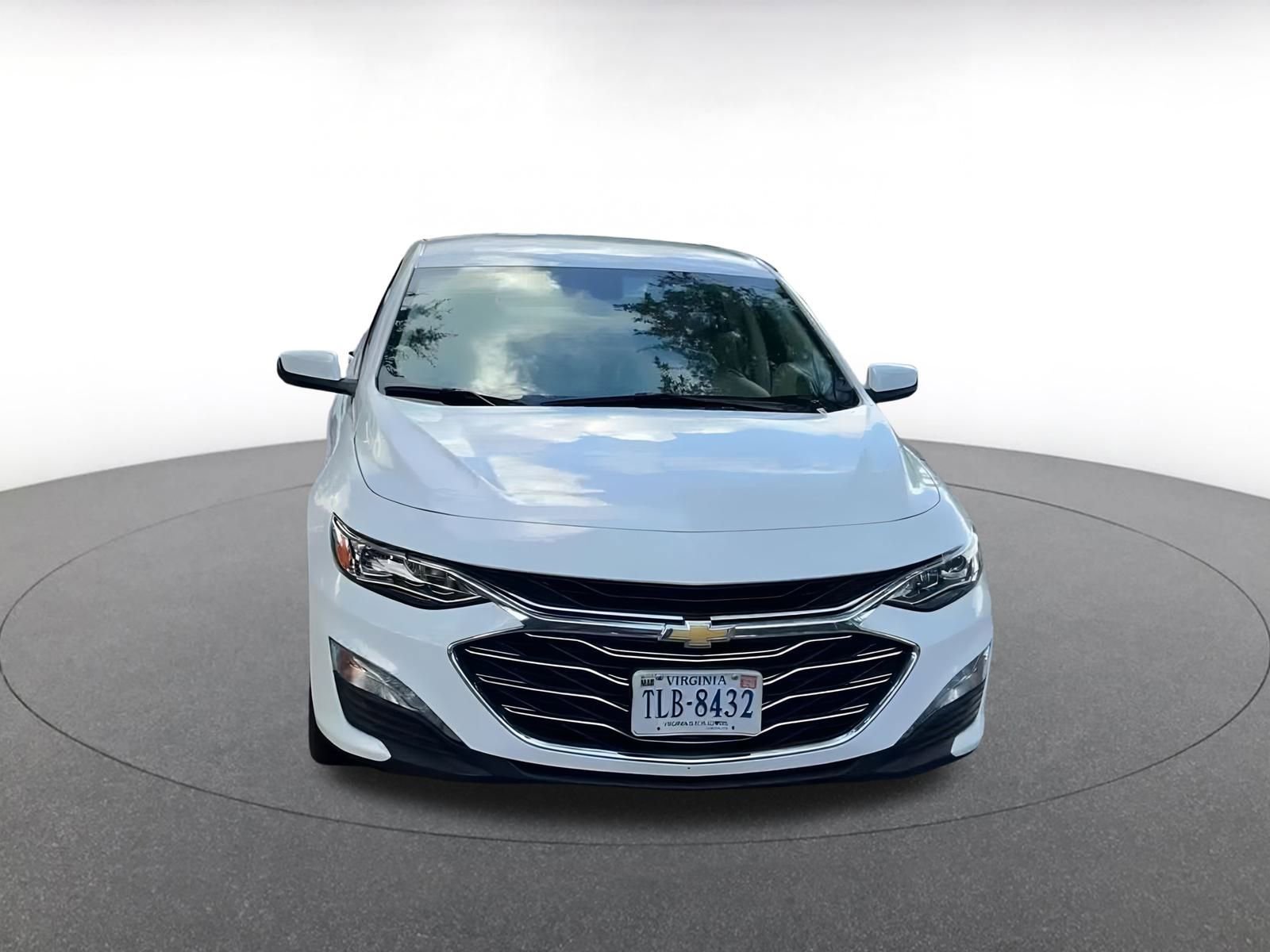 Thumbnail: 2024 Chevrolet Malibu - 4