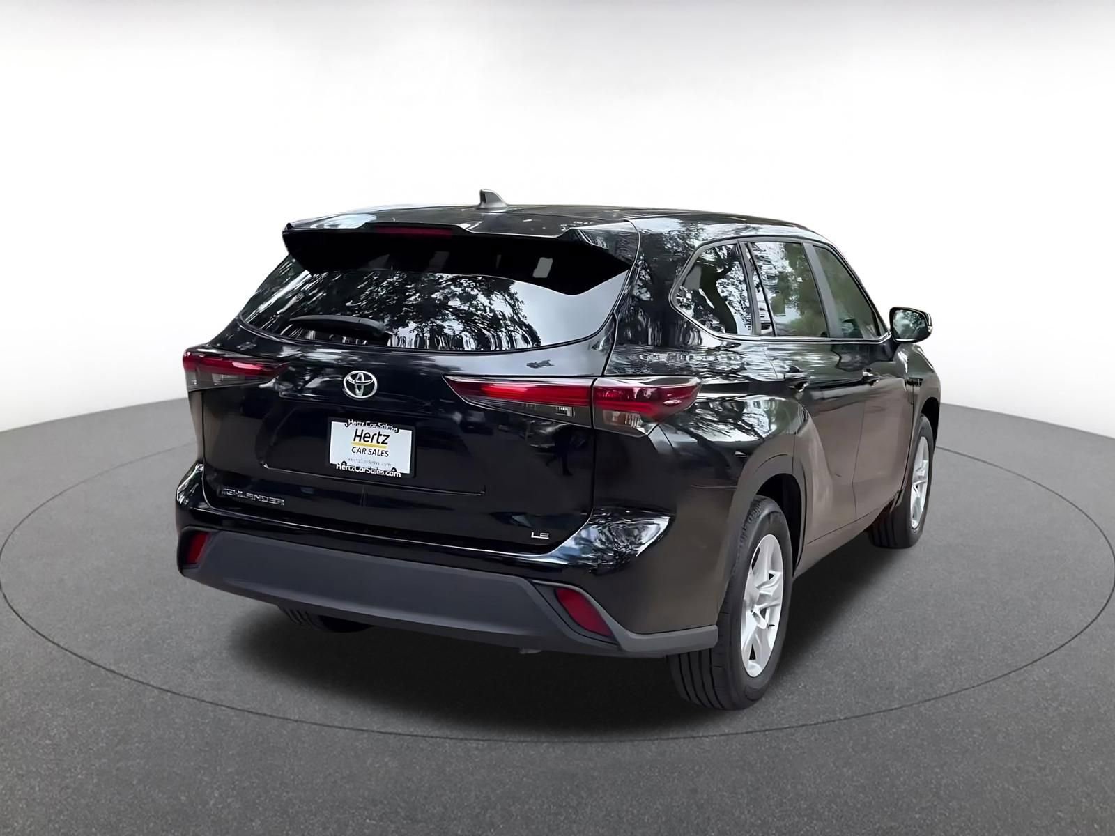 Thumbnail: 2025 Toyota Highlander - 14
