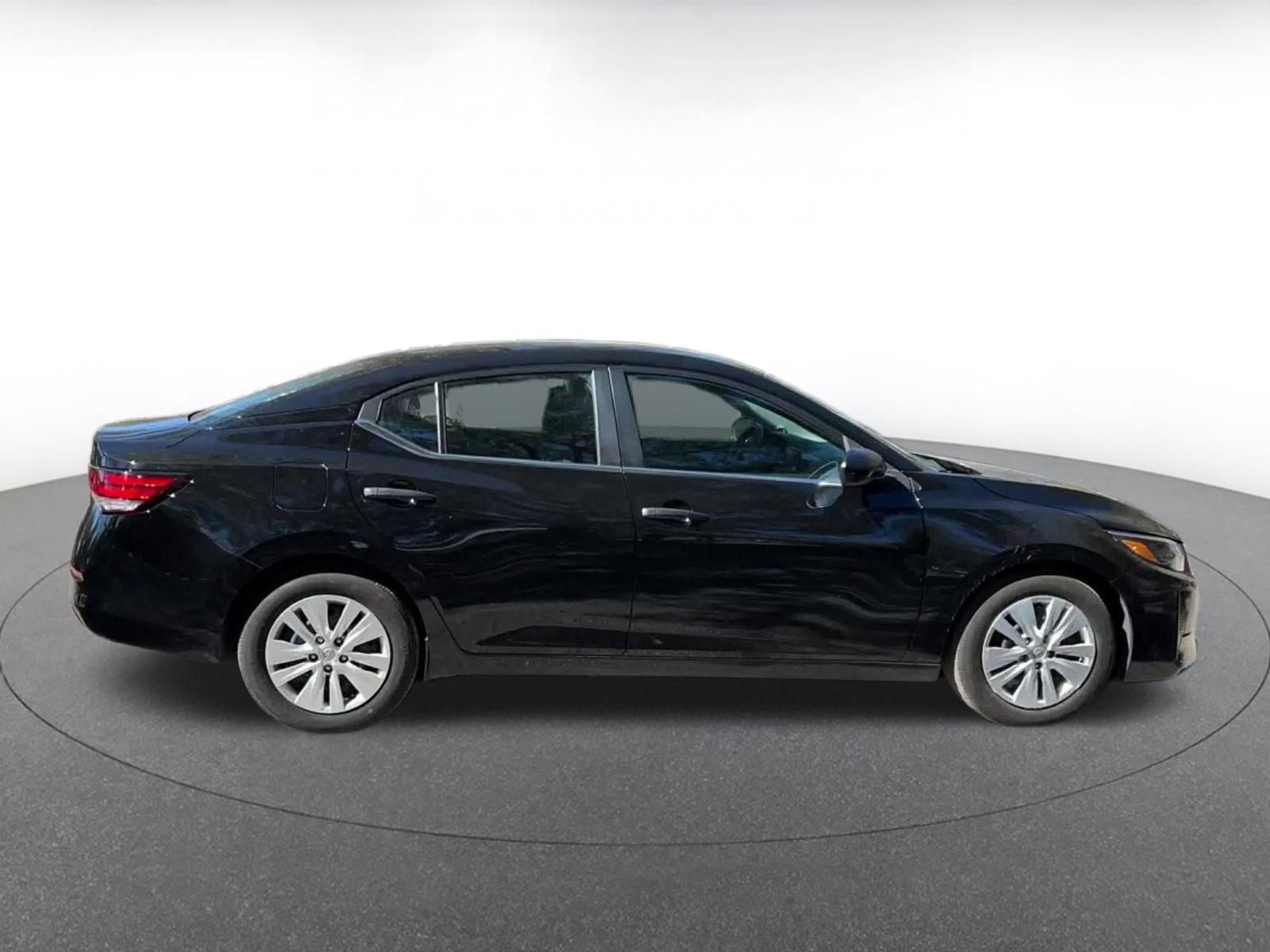 Thumbnail: 2025 Nissan Sentra - 16