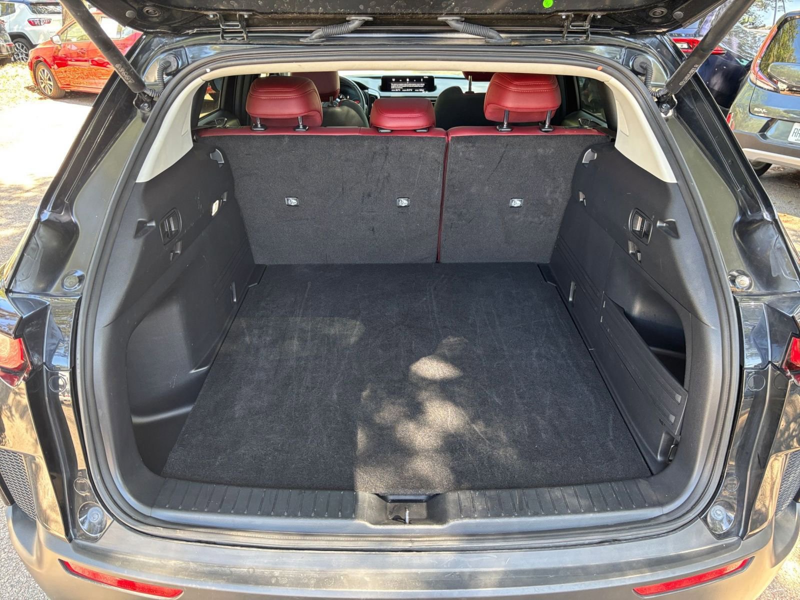 Thumbnail: 2025 Mazda CX-50 - 34