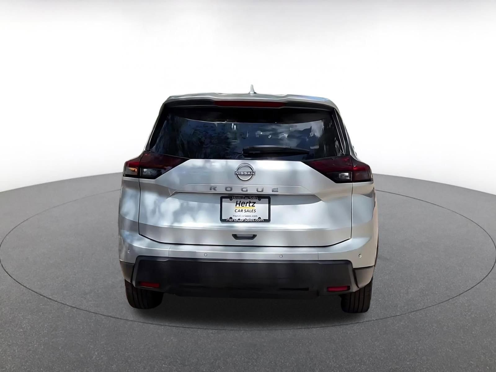 Thumbnail: 2025 Nissan Rogue - 12