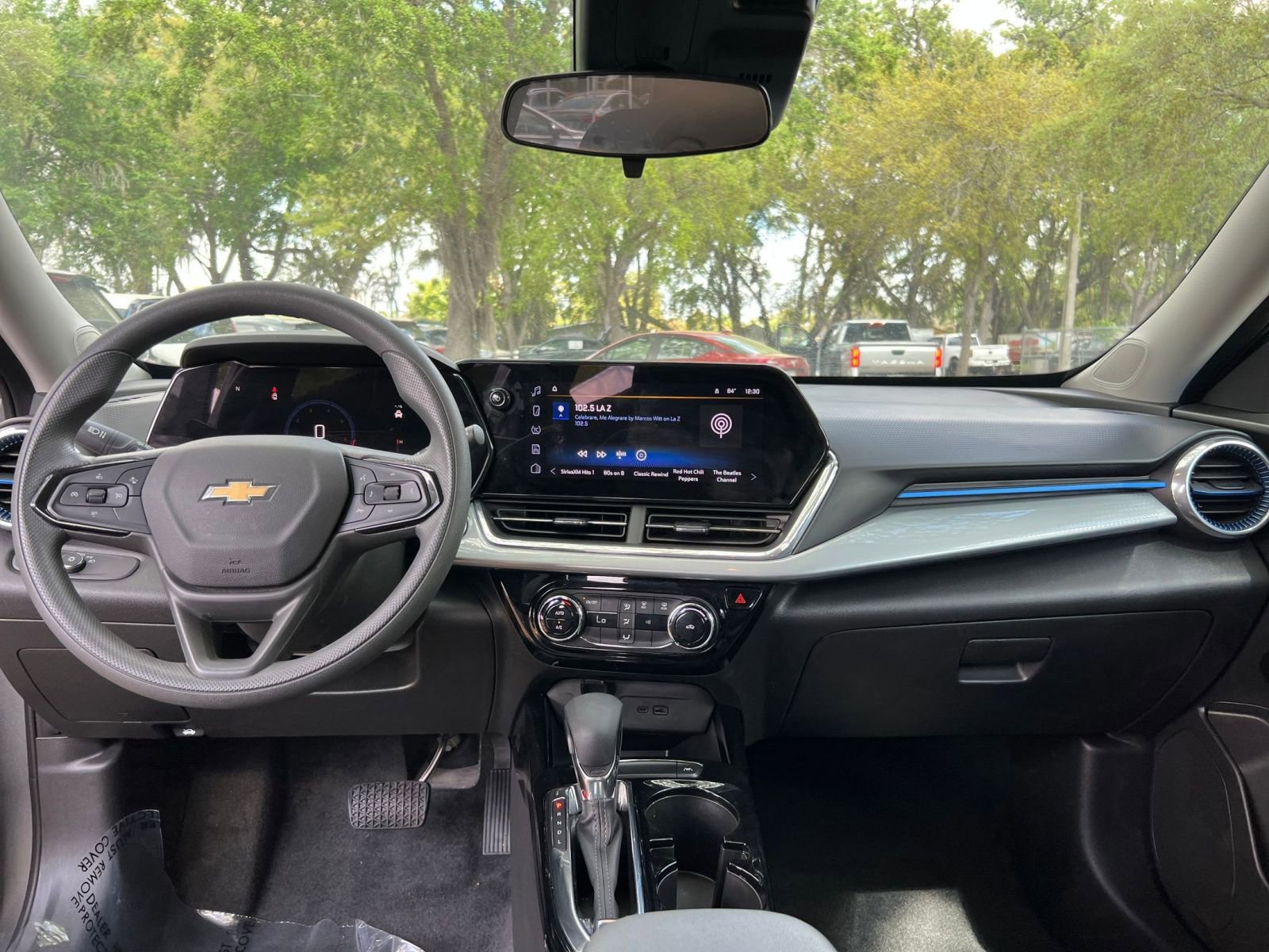 Thumbnail: 2025 Chevrolet Trax - 29