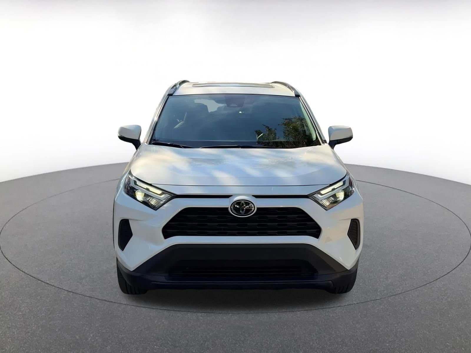 Thumbnail: 2025 Toyota RAV4 - 4