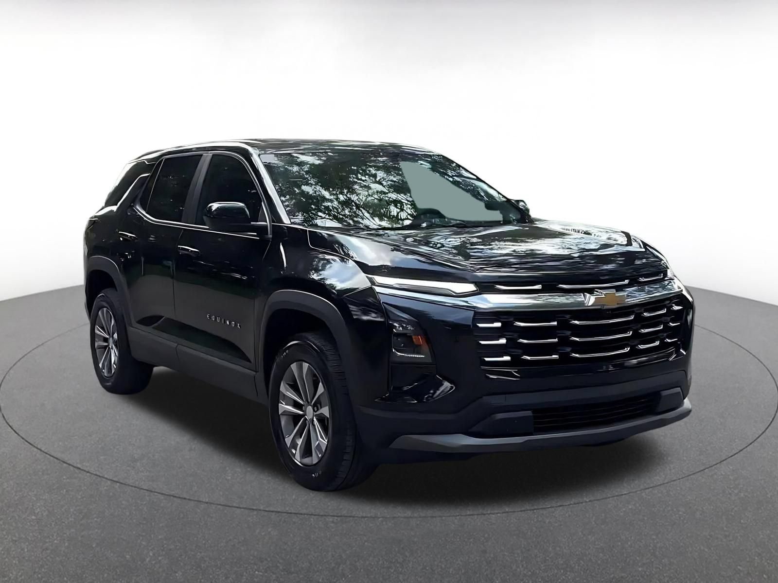 Thumbnail: 2025 Chevrolet Equinox - 3