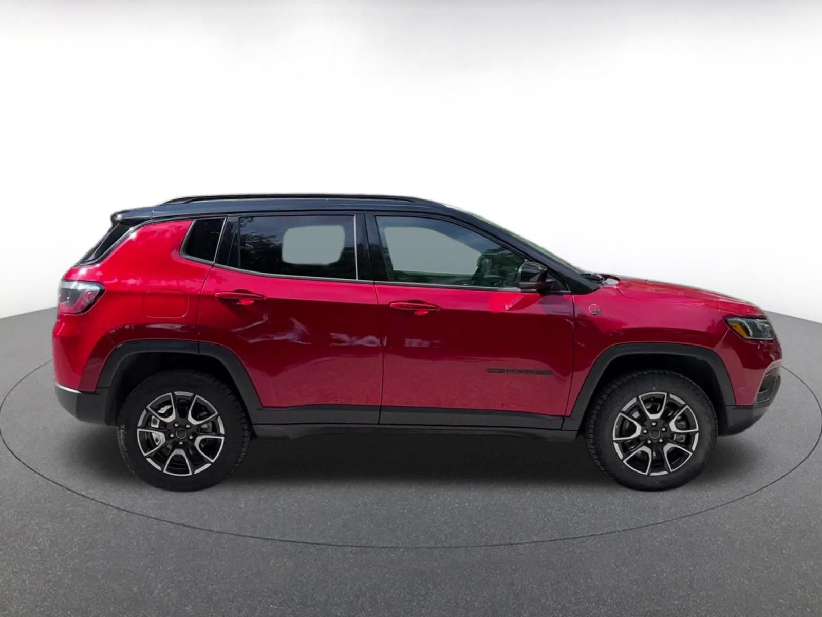 Thumbnail: 2025 Jeep Compass - 13