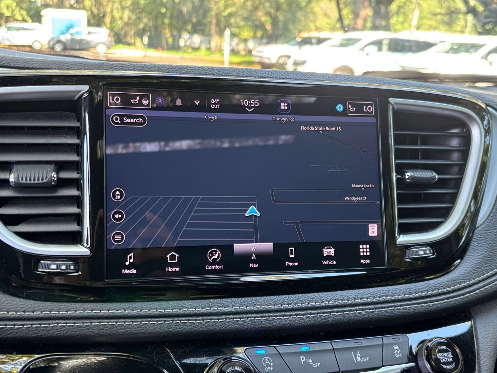 Thumbnail: 2025 Chrysler Pacifica - 19