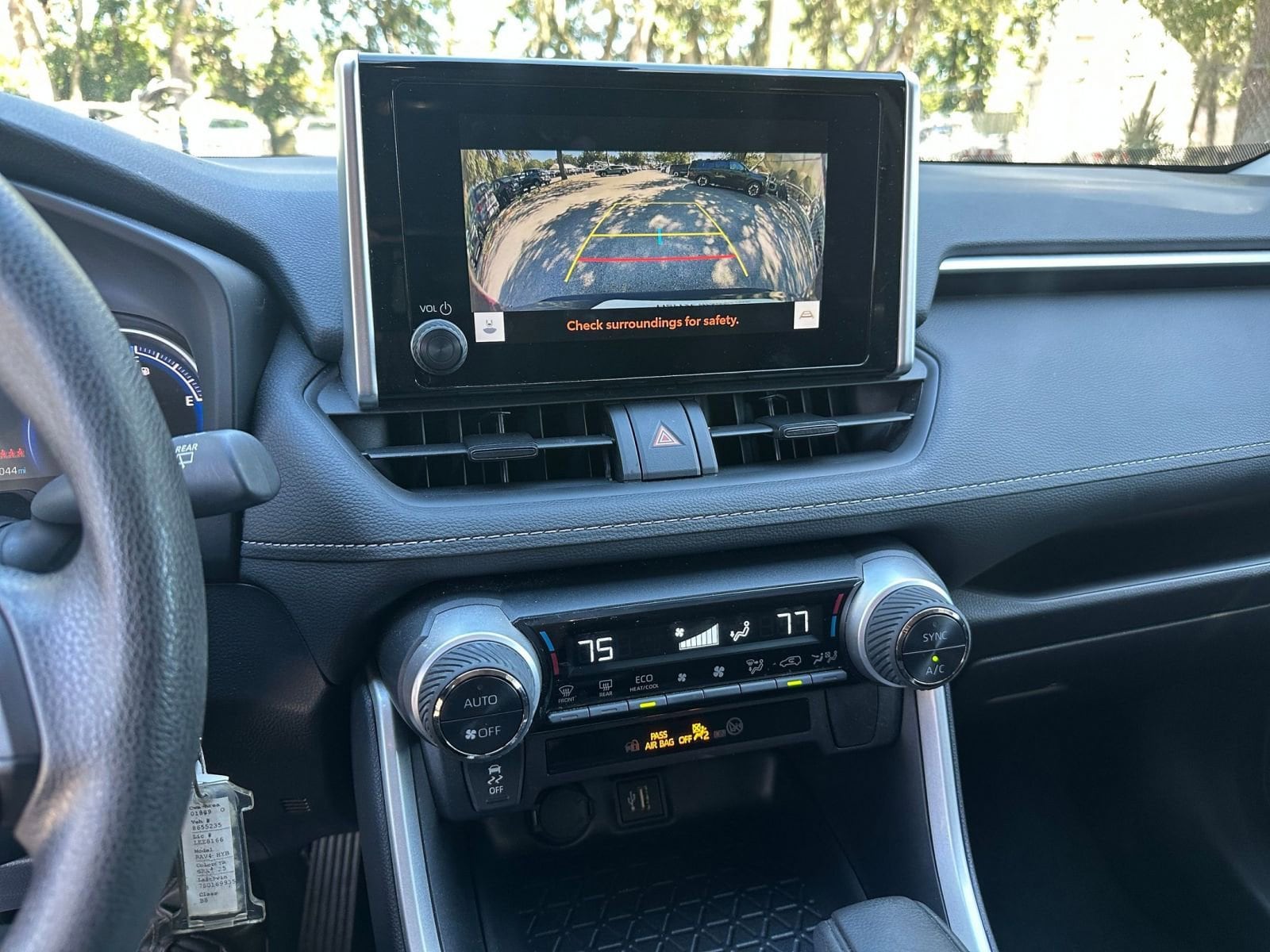 Thumbnail: 2025 Toyota RAV4 - 17