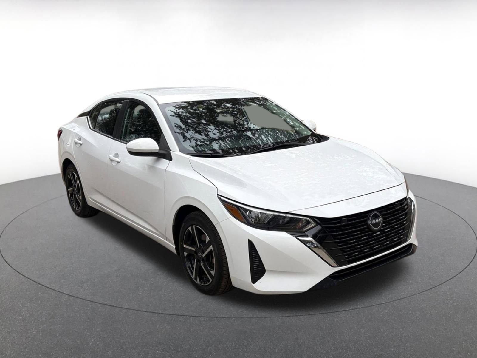 Thumbnail: 2025 Nissan Sentra - 1