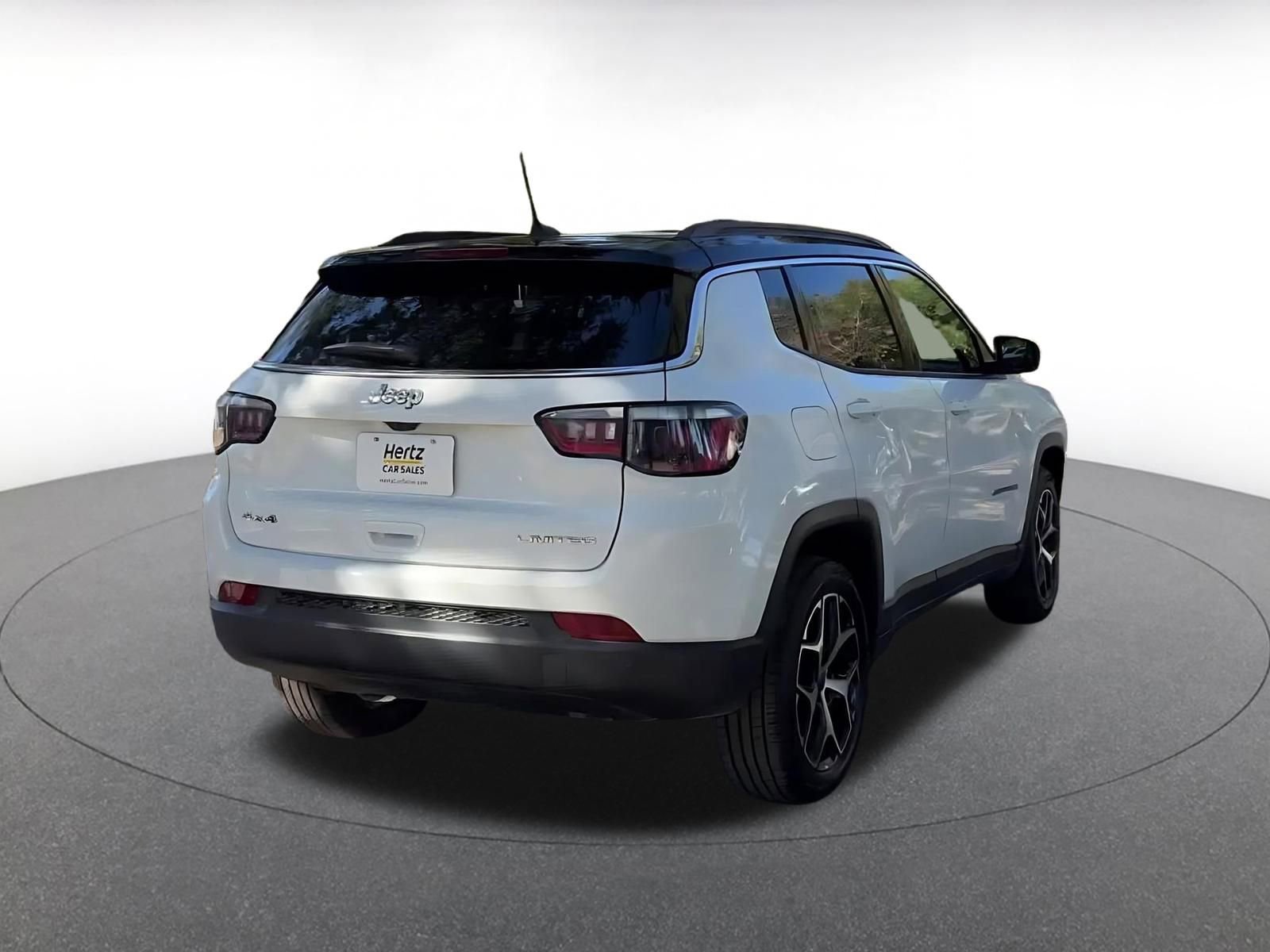 Thumbnail: 2025 Jeep Compass - 15