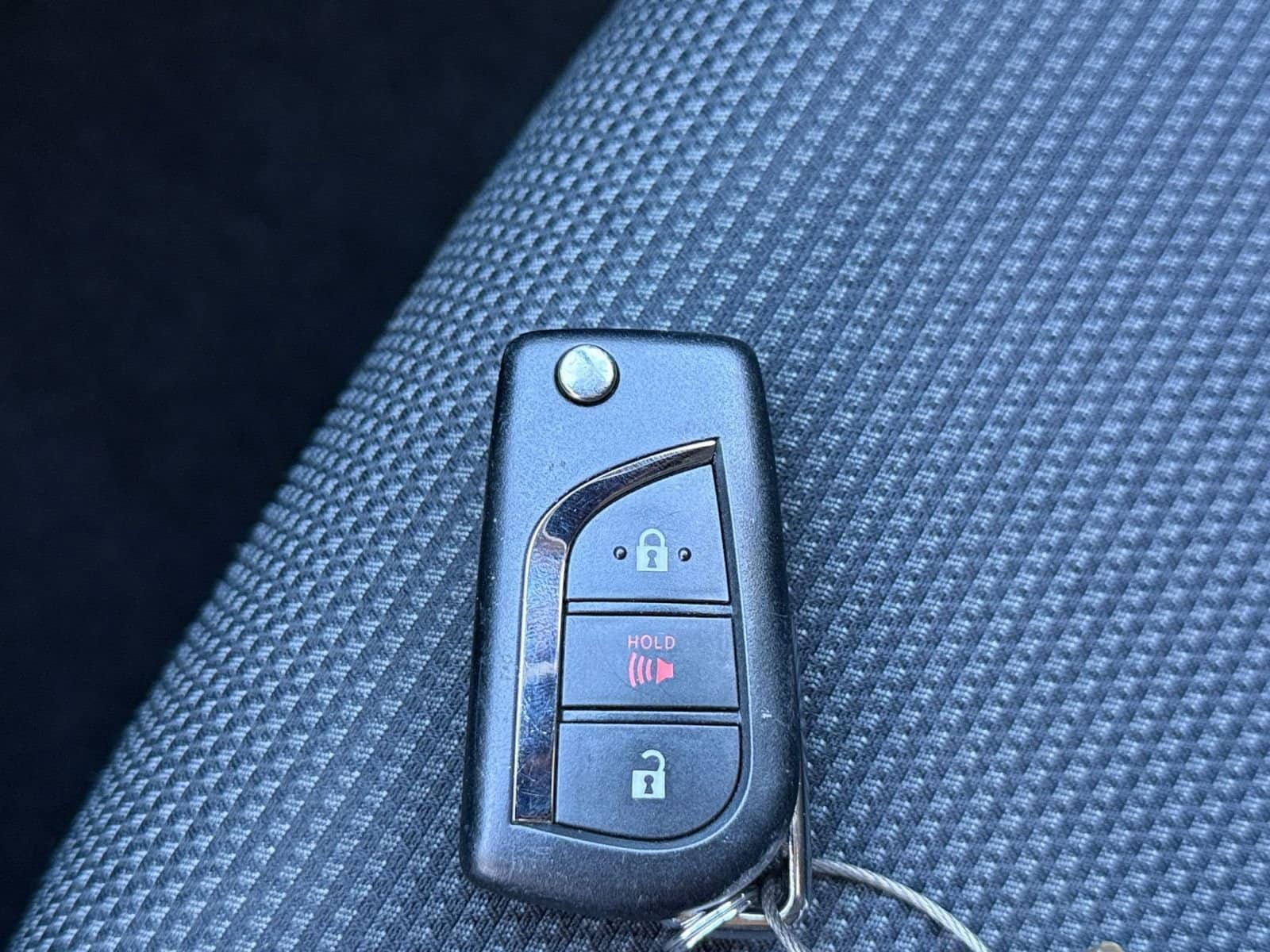 Thumbnail: 2025 Toyota RAV4 - 18