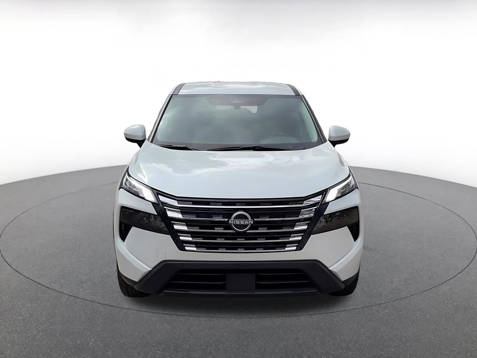 Thumbnail: 2025 Nissan Rogue - 4