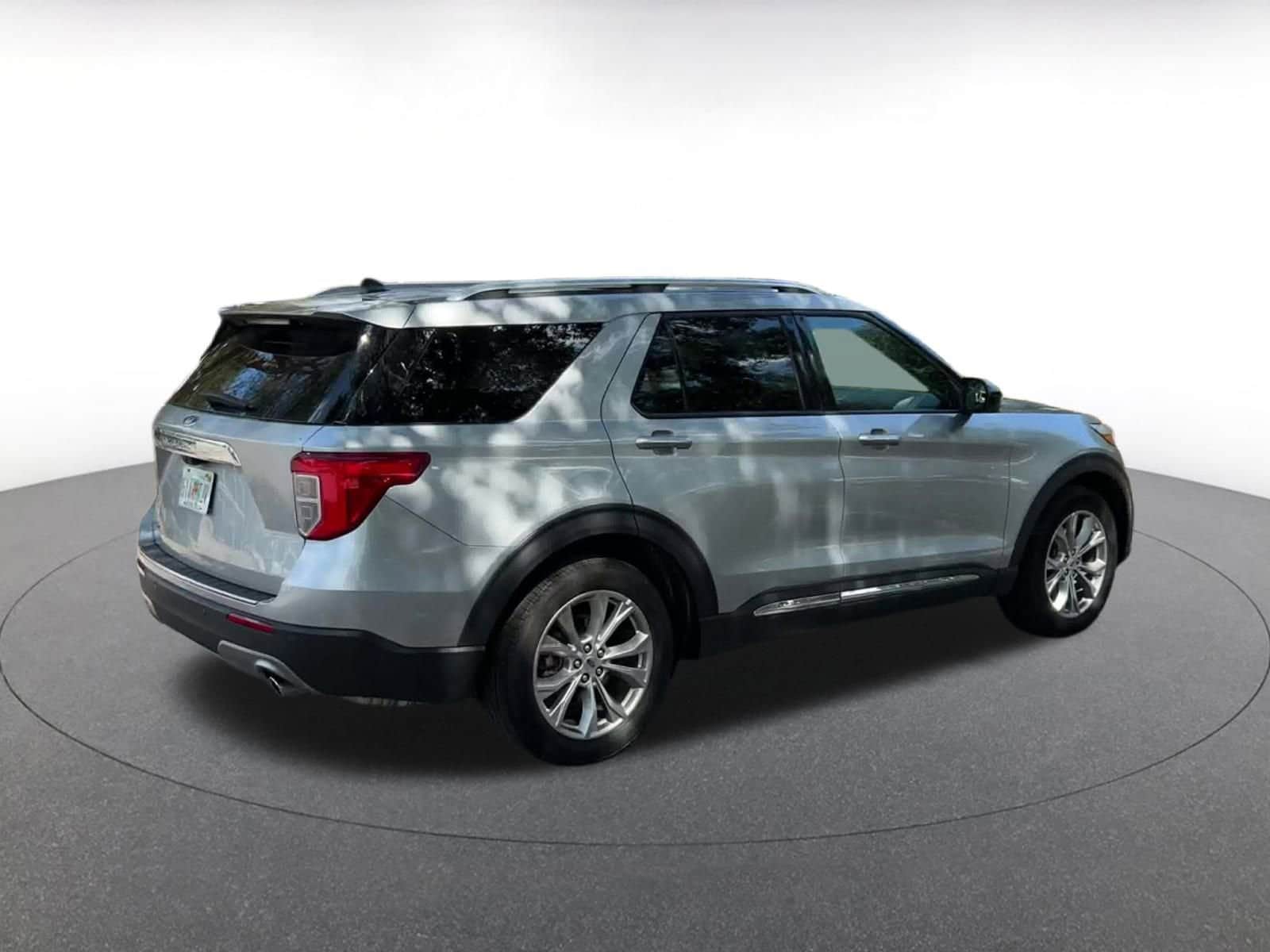 Thumbnail: 2023 Ford Explorer - 15