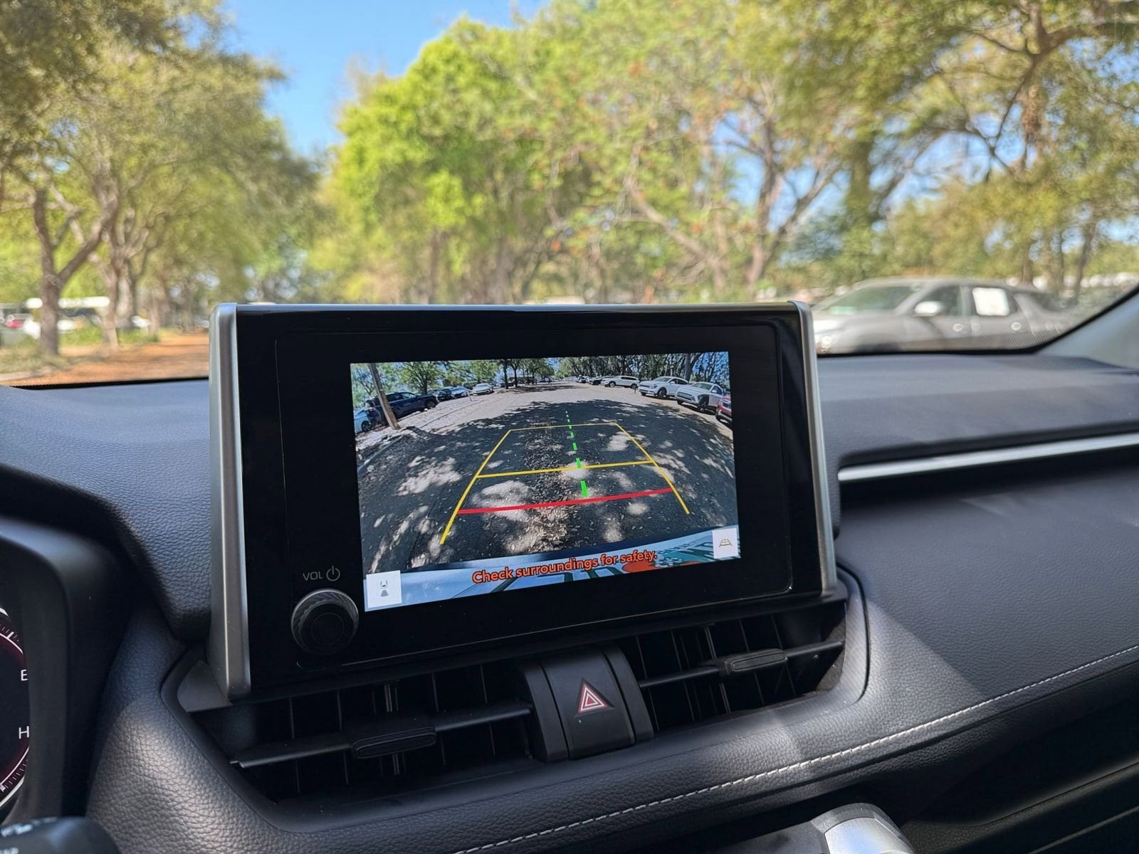 Thumbnail: 2025 Toyota RAV4 - 17