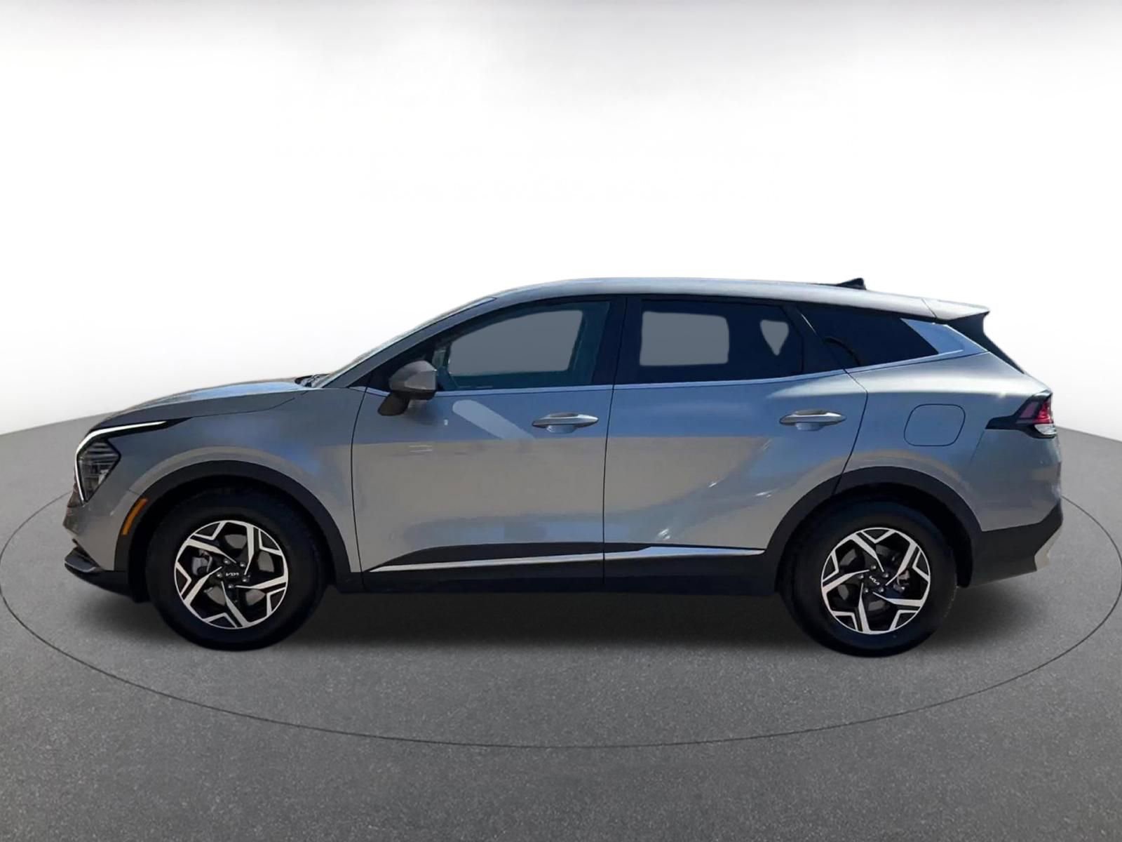 Thumbnail: 2025 Kia Sportage - 9