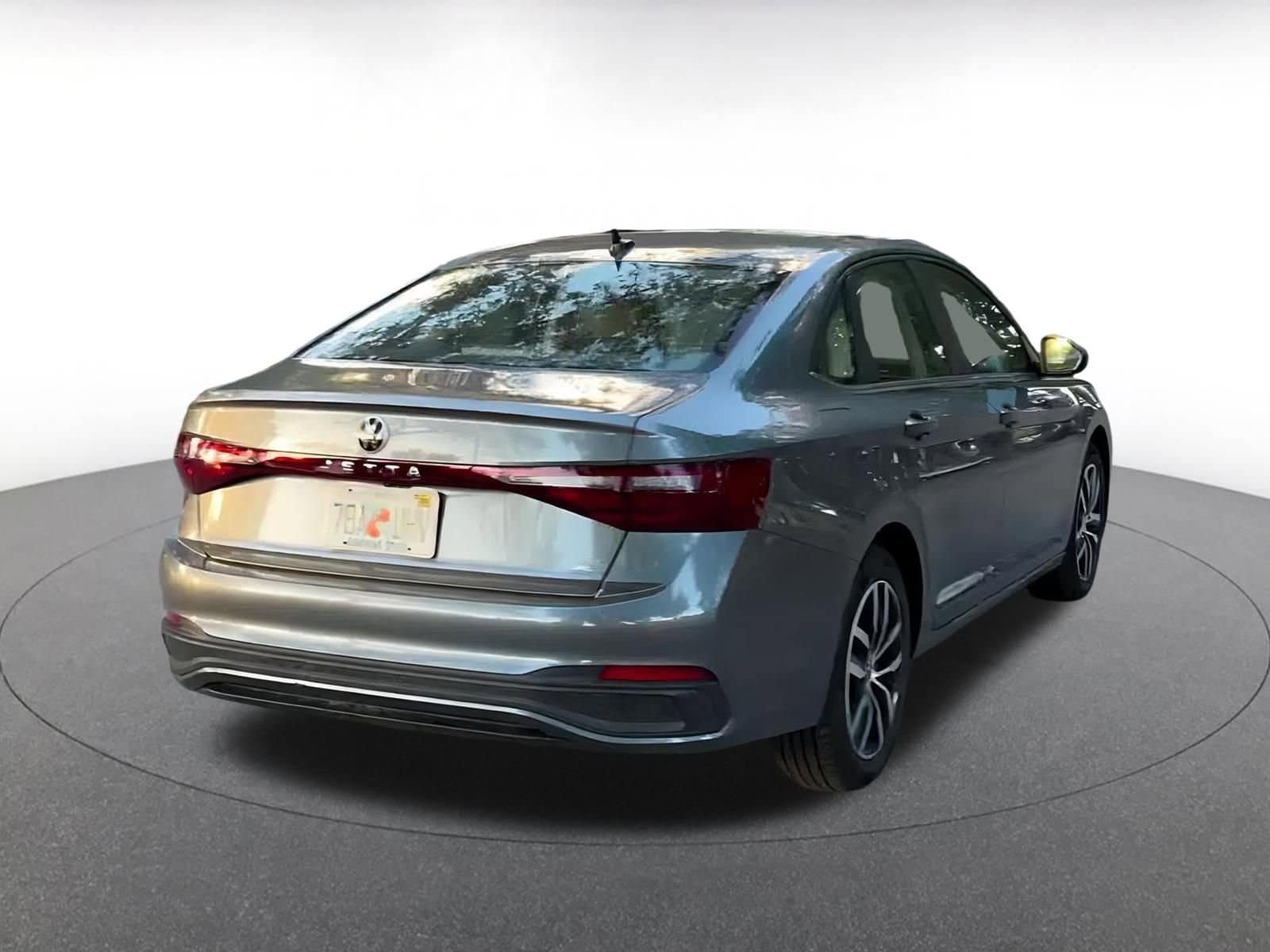 Thumbnail: 2025 Volkswagen Jetta - 14