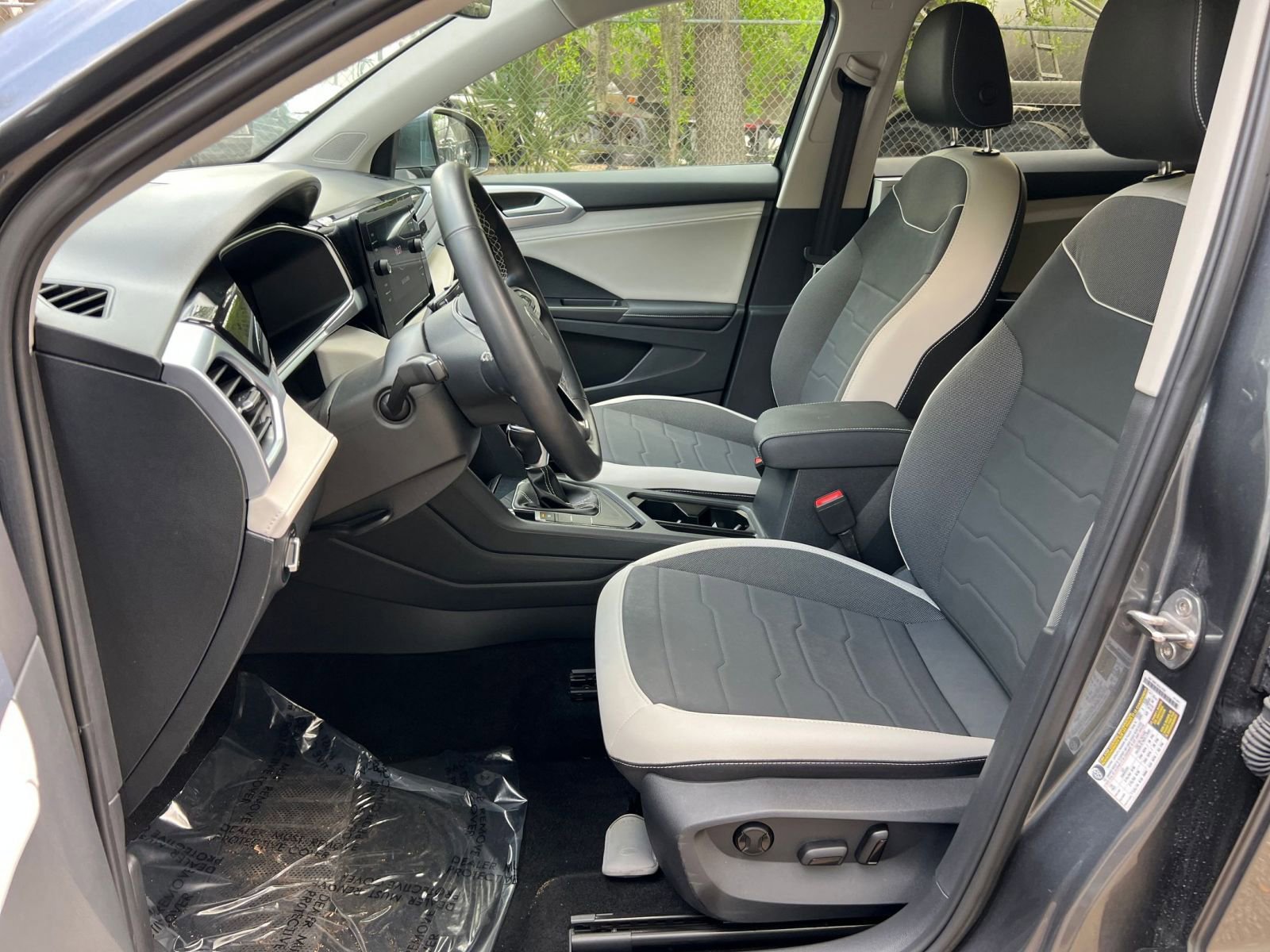 Thumbnail: 2025 Volkswagen Taos - 28