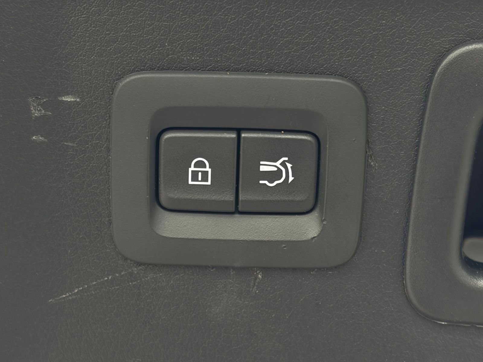 Thumbnail: 2025 Mazda CX-70 - 22