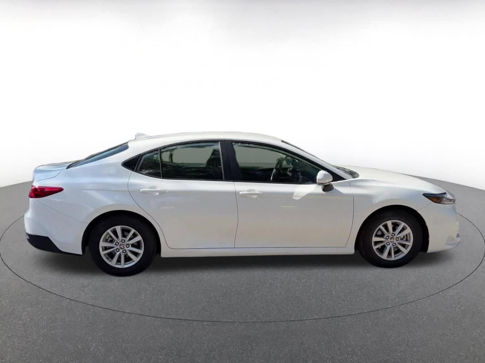 Thumbnail: 2025 Toyota Camry - 16