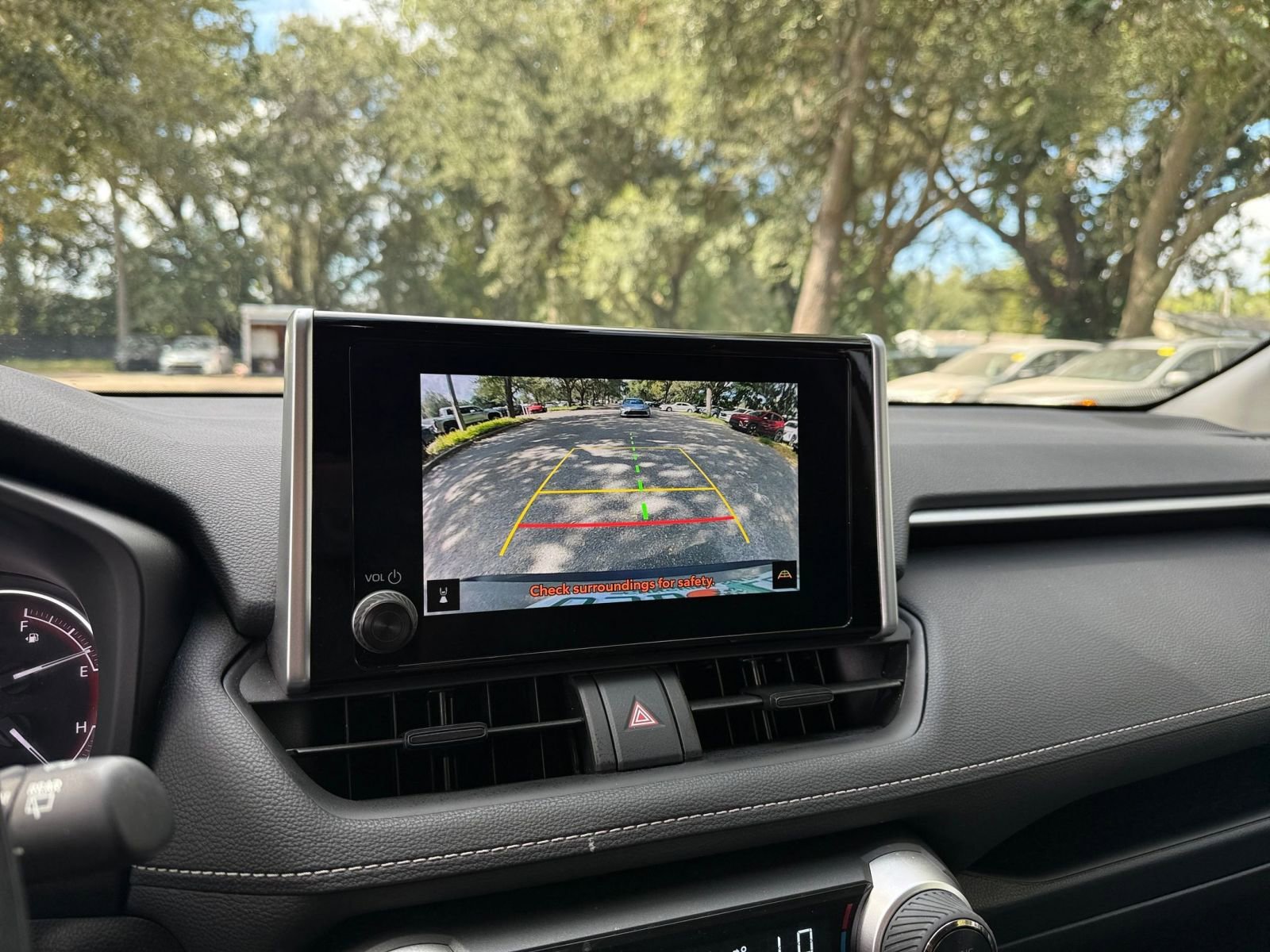 Thumbnail: 2025 Toyota RAV4 - 17