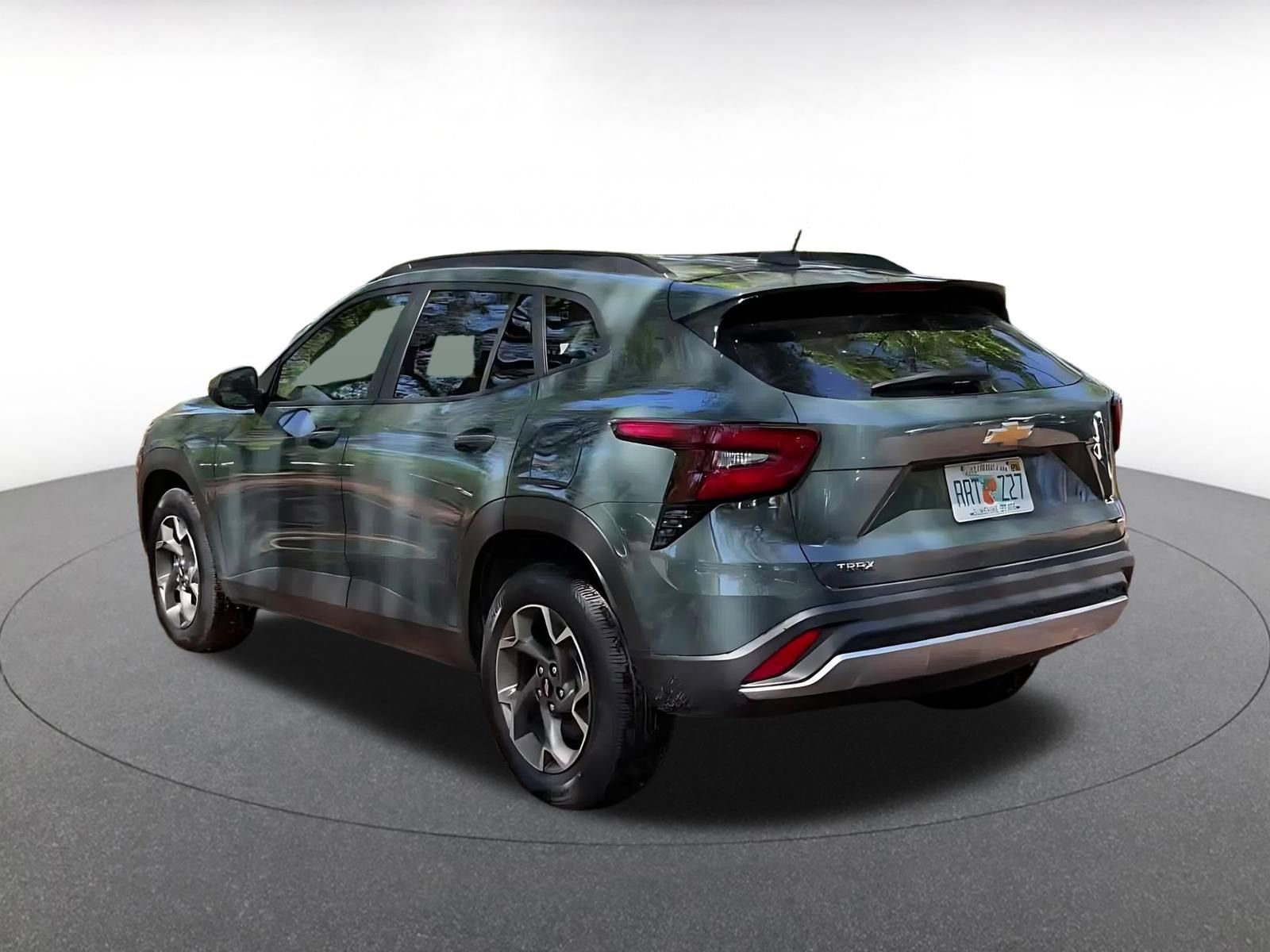 Thumbnail: 2025 Chevrolet Trax - 11