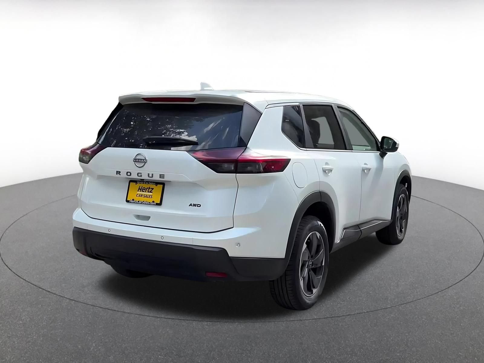 Thumbnail: 2025 Nissan Rogue - 14