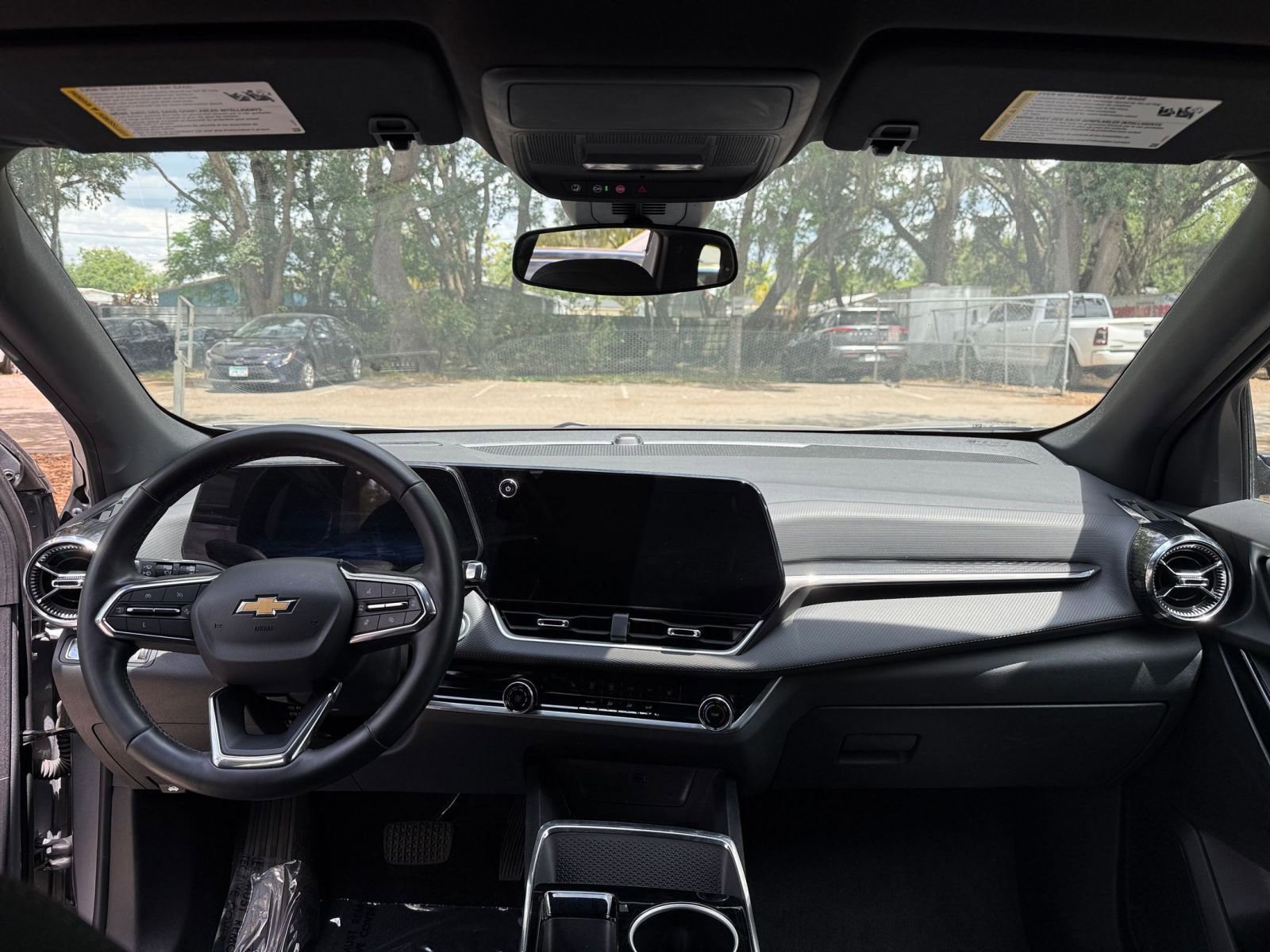 Thumbnail: 2025 Chevrolet Equinox - 31