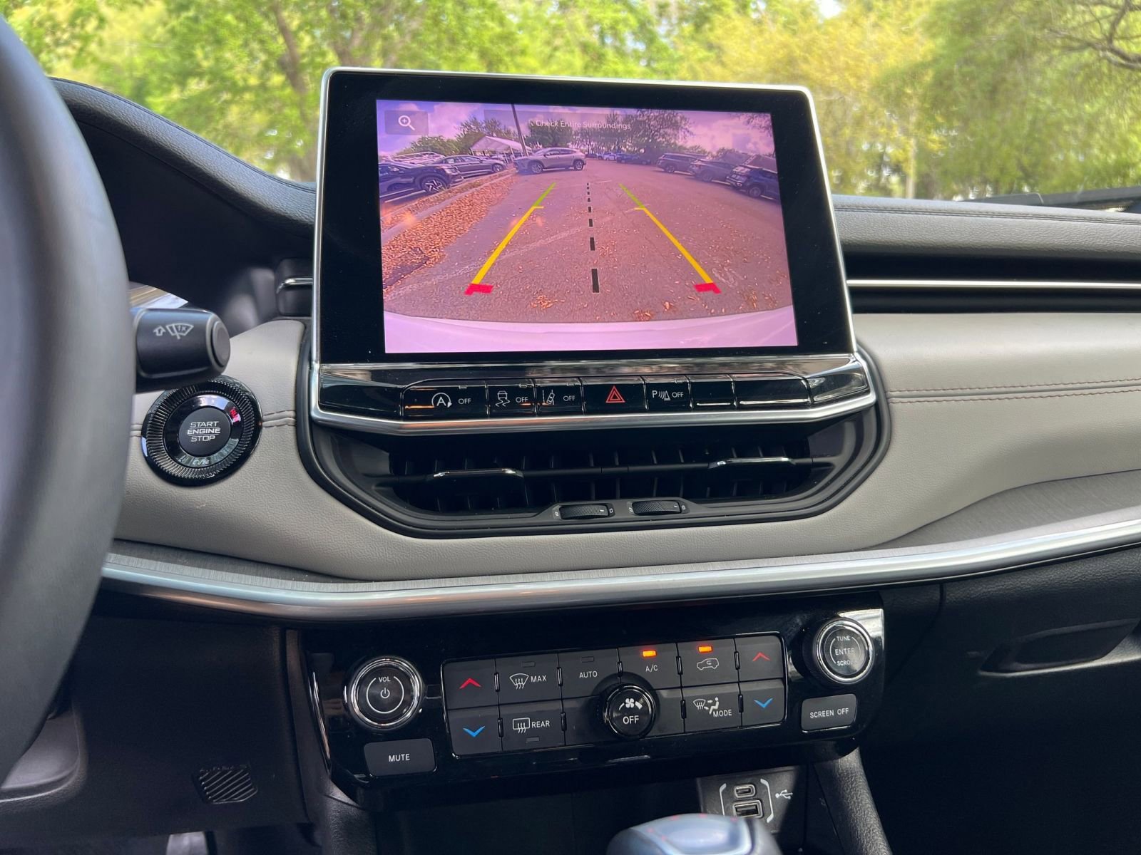 Thumbnail: 2025 Jeep Compass - 17