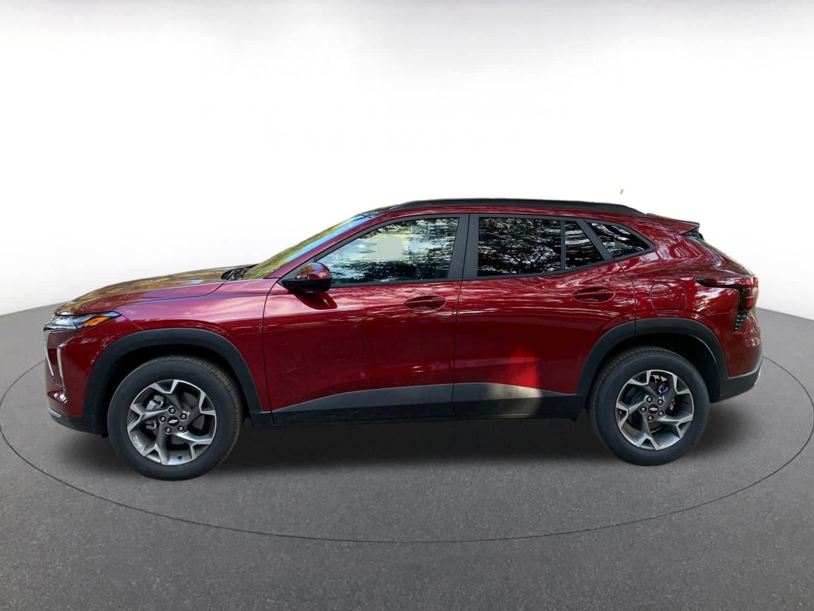 Thumbnail: 2025 Chevrolet Trax - 4