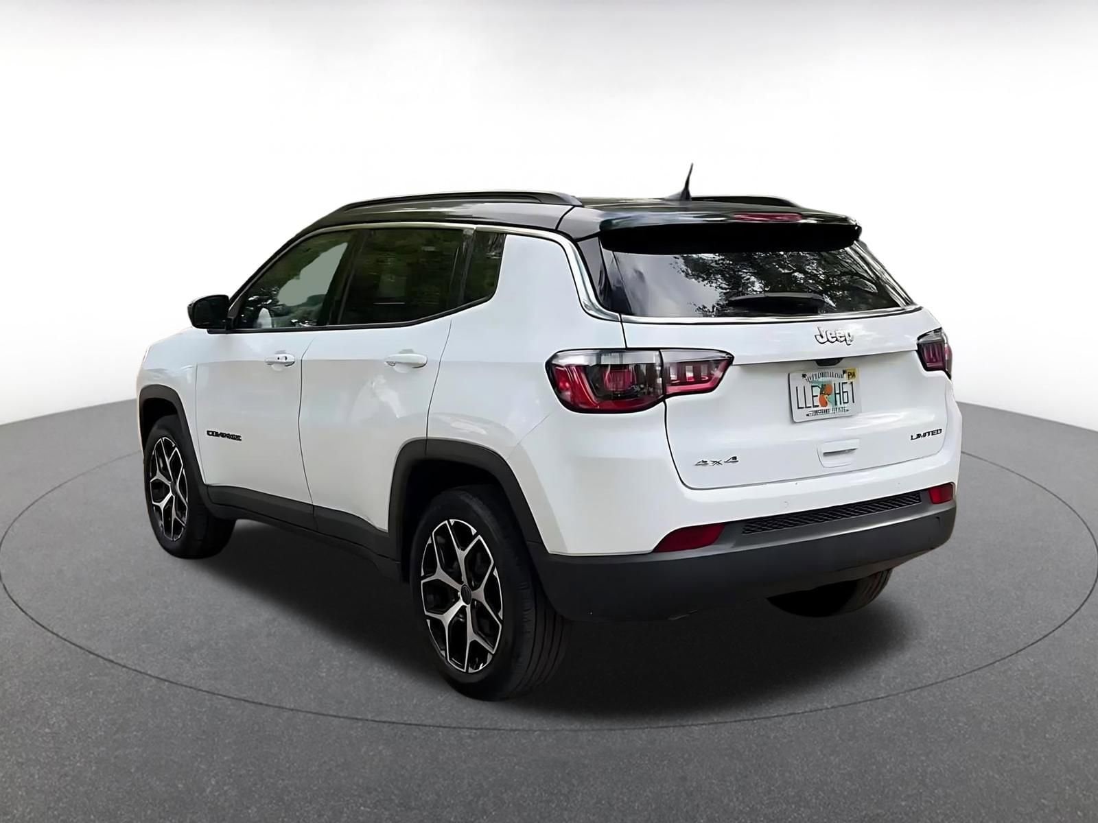 Thumbnail: 2025 Jeep Compass - 11