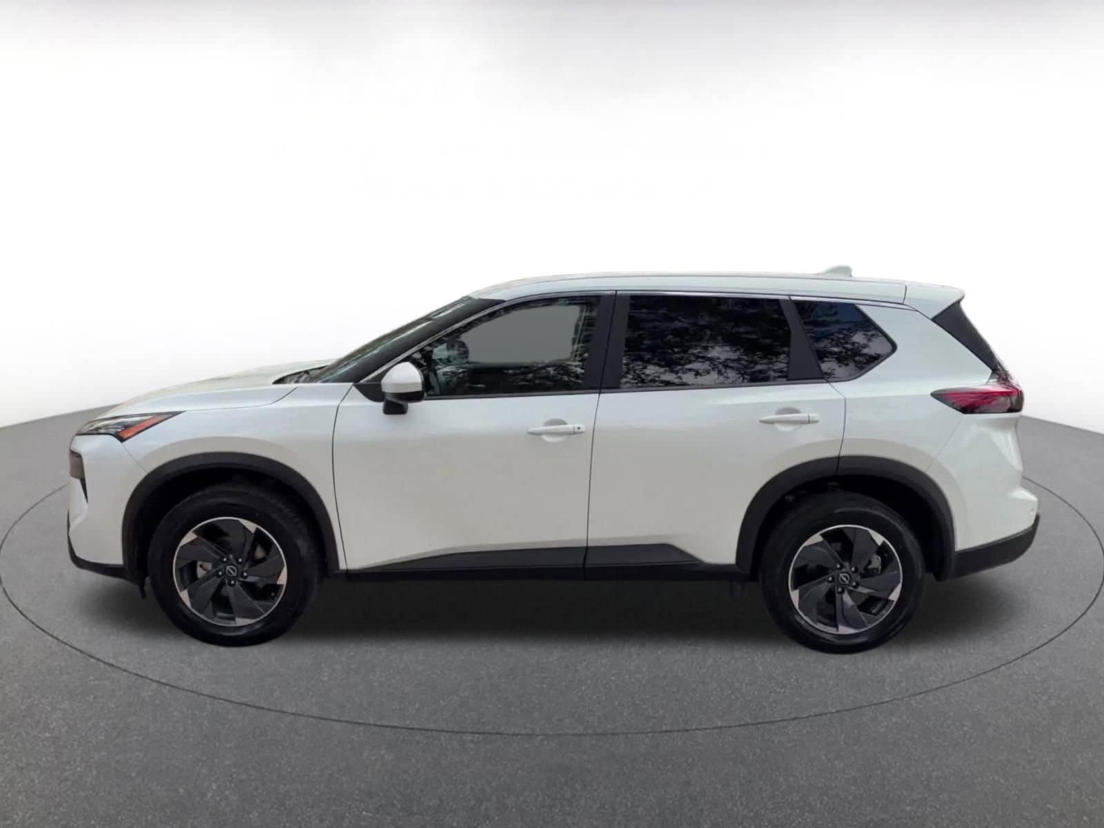 Thumbnail: 2025 Nissan Rogue - 9
