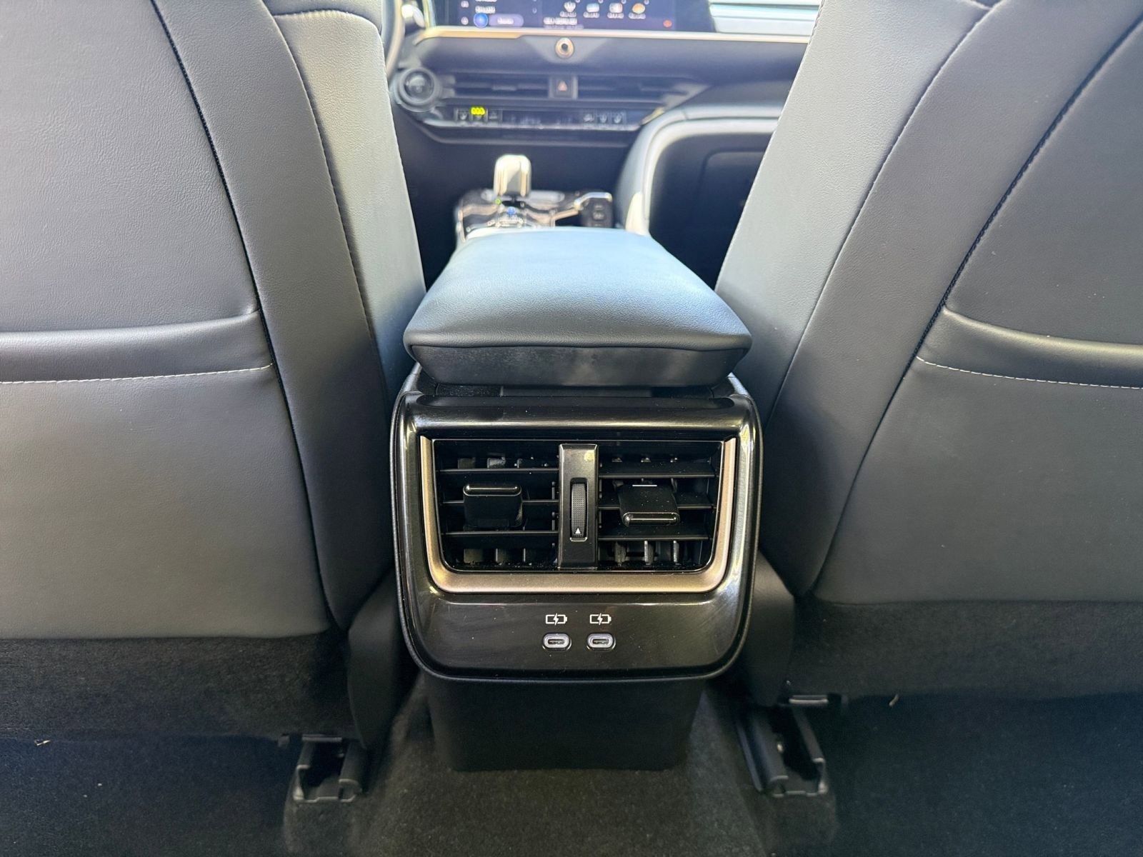 Thumbnail: 2025 Toyota Crown - 21