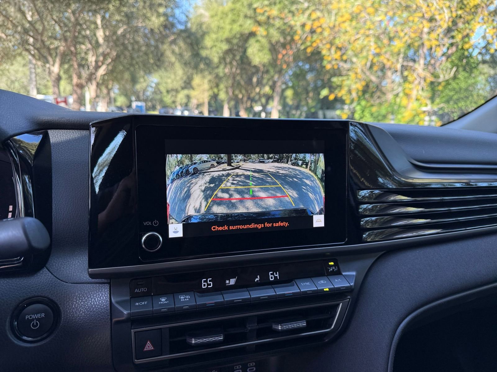 Thumbnail: 2025 Toyota Camry - 17