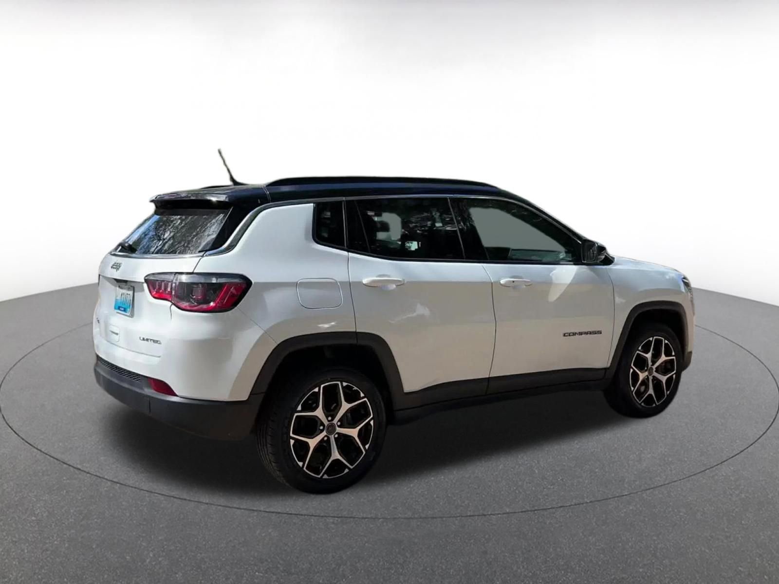 Thumbnail: 2025 Jeep Compass - 14