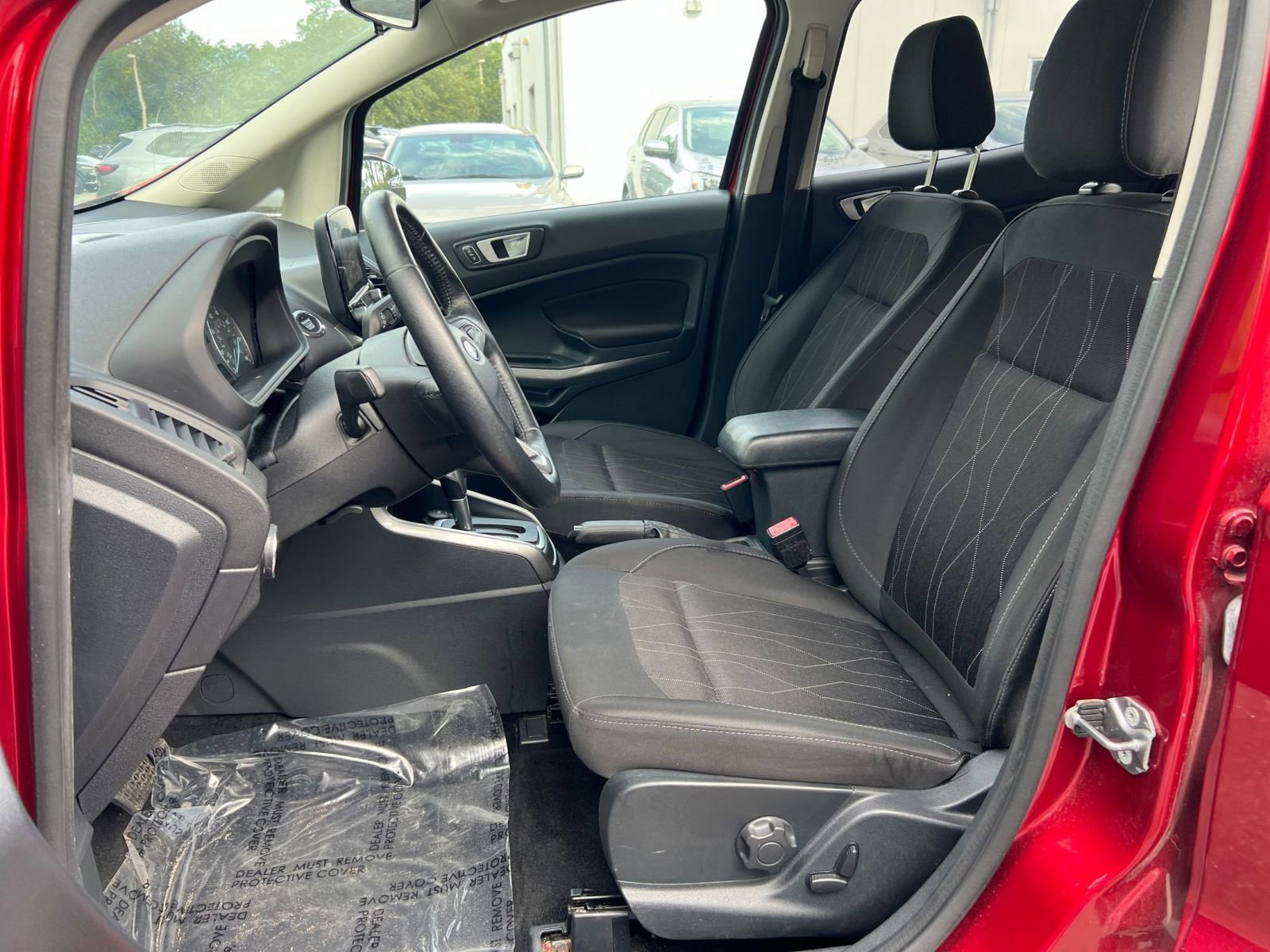 Thumbnail: 2018 Ford EcoSport - 21