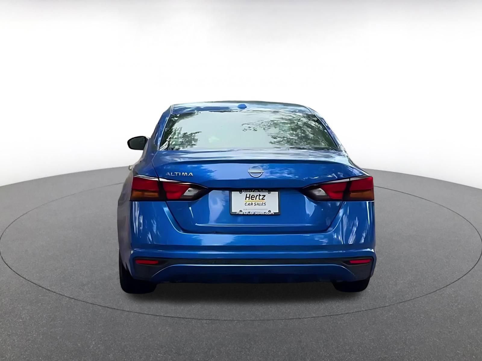 Thumbnail: 2025 Nissan Altima - 12