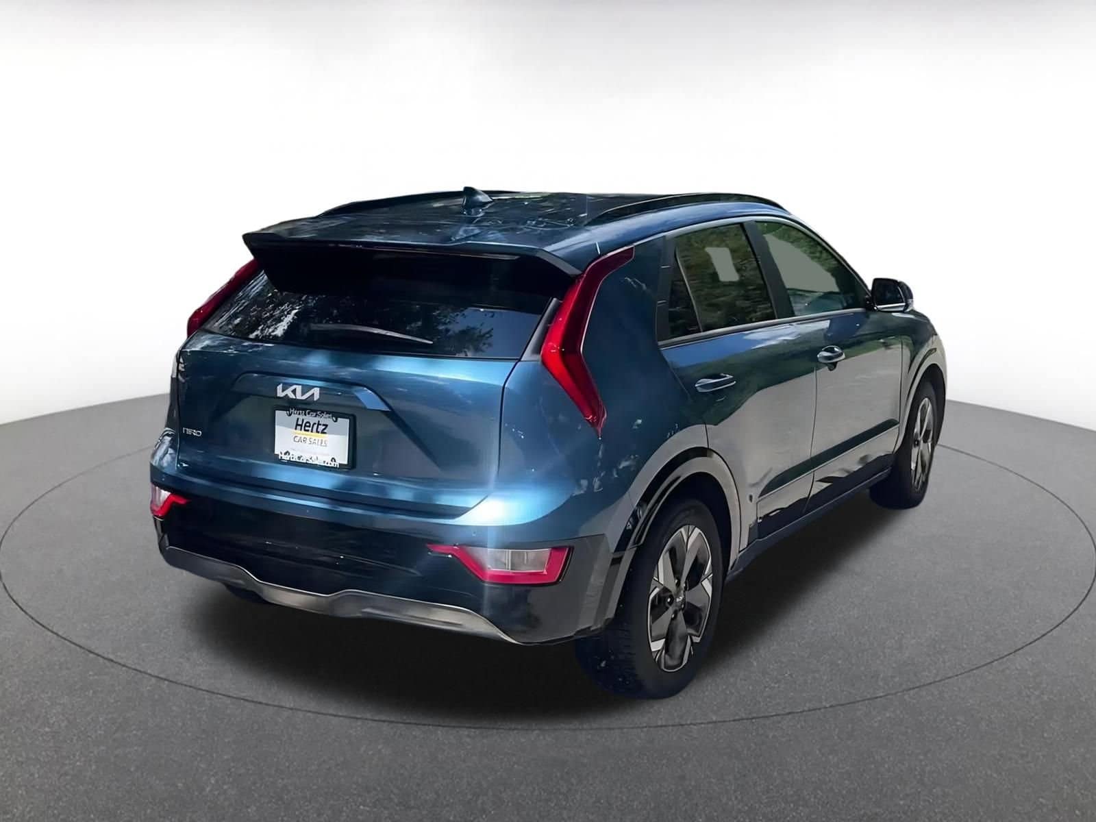 Thumbnail: 2023 Kia Niro - 14