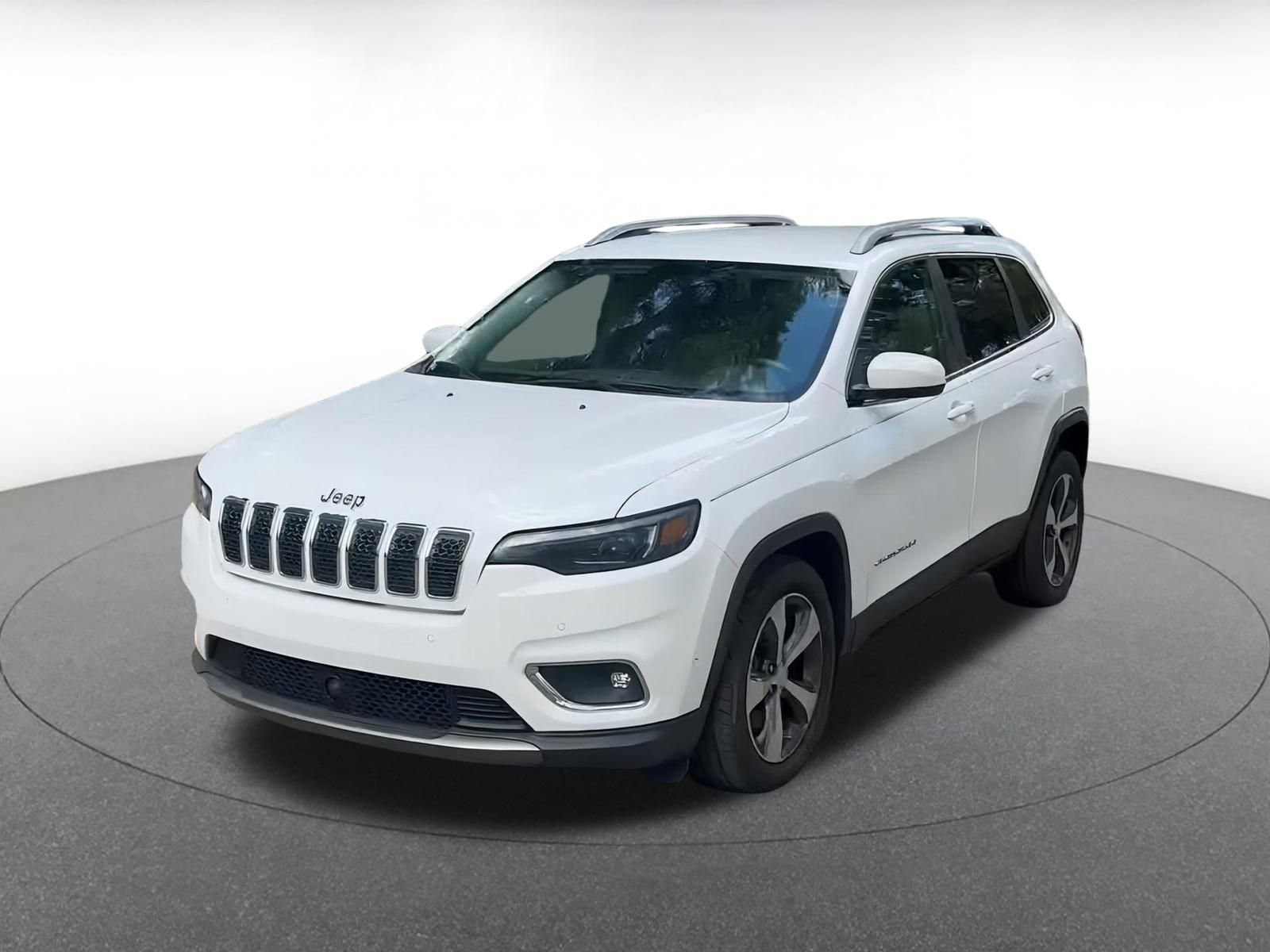 Thumbnail: 2019 Jeep Cherokee - 9