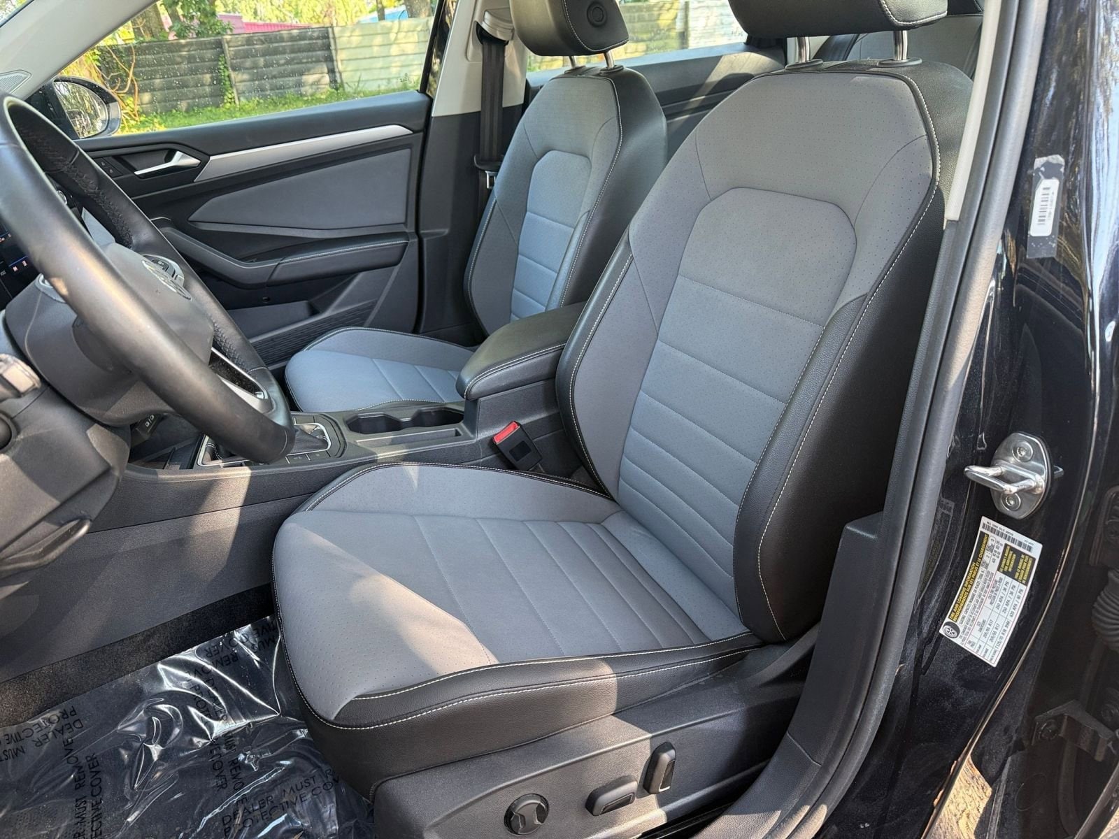 Thumbnail: 2025 Volkswagen Jetta - 30