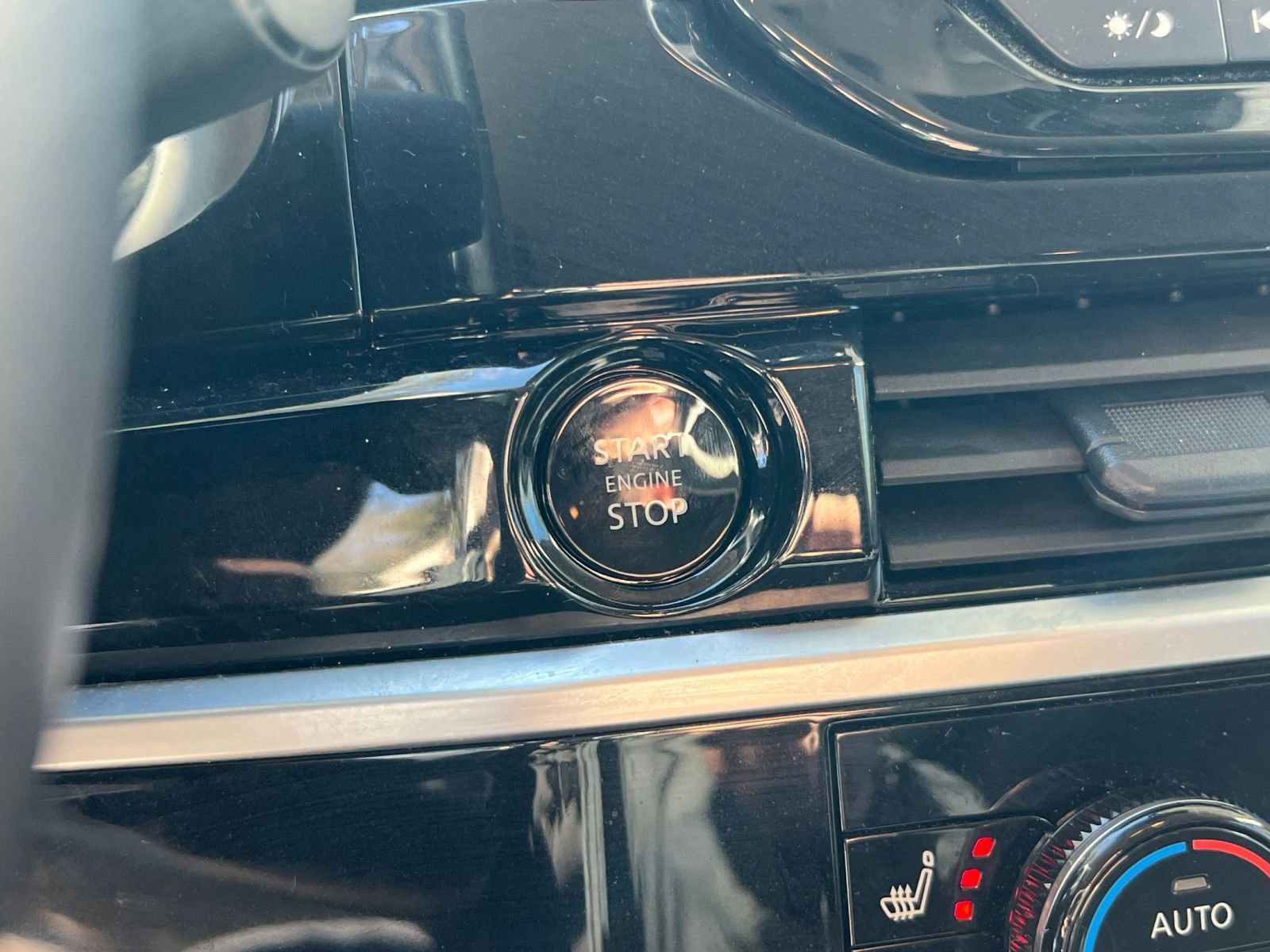 Thumbnail: 2025 Nissan Pathfinder - 29