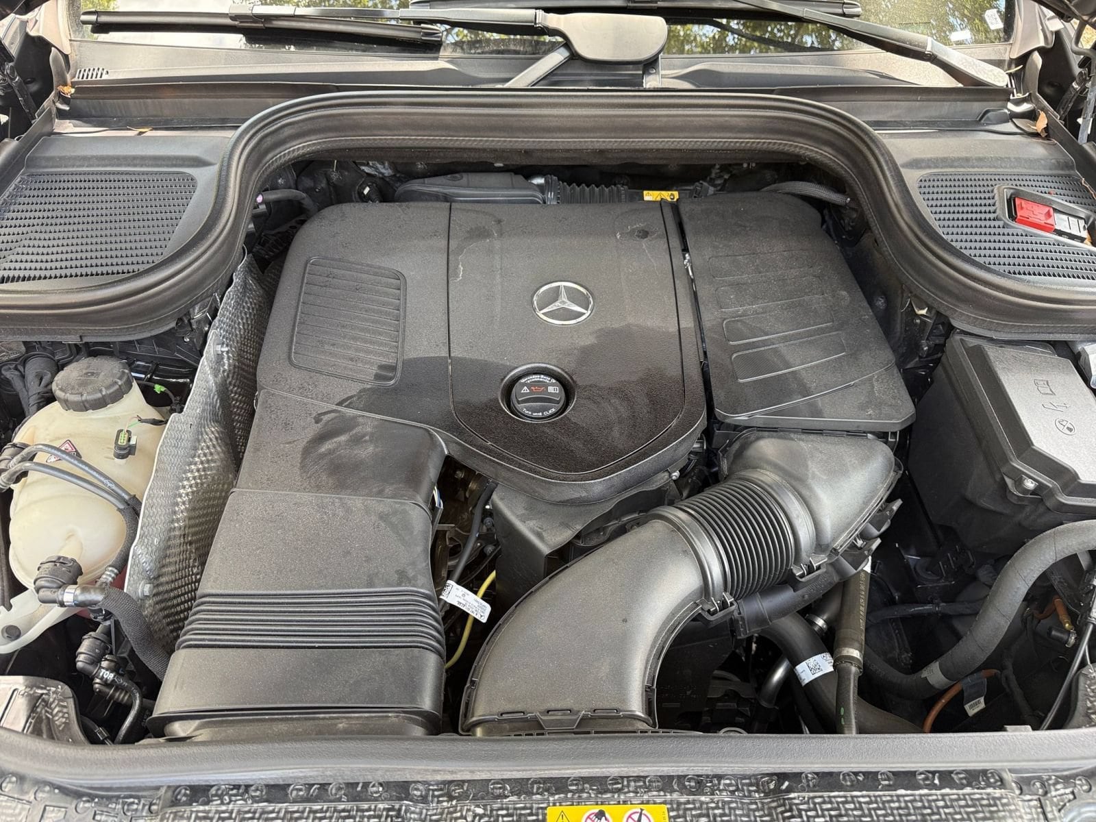 Thumbnail: 2026 Mercedes-Benz GLE - 32