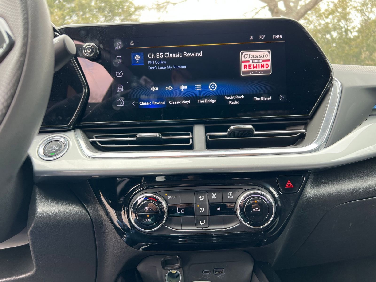 Thumbnail: 2025 Chevrolet Trax - 17