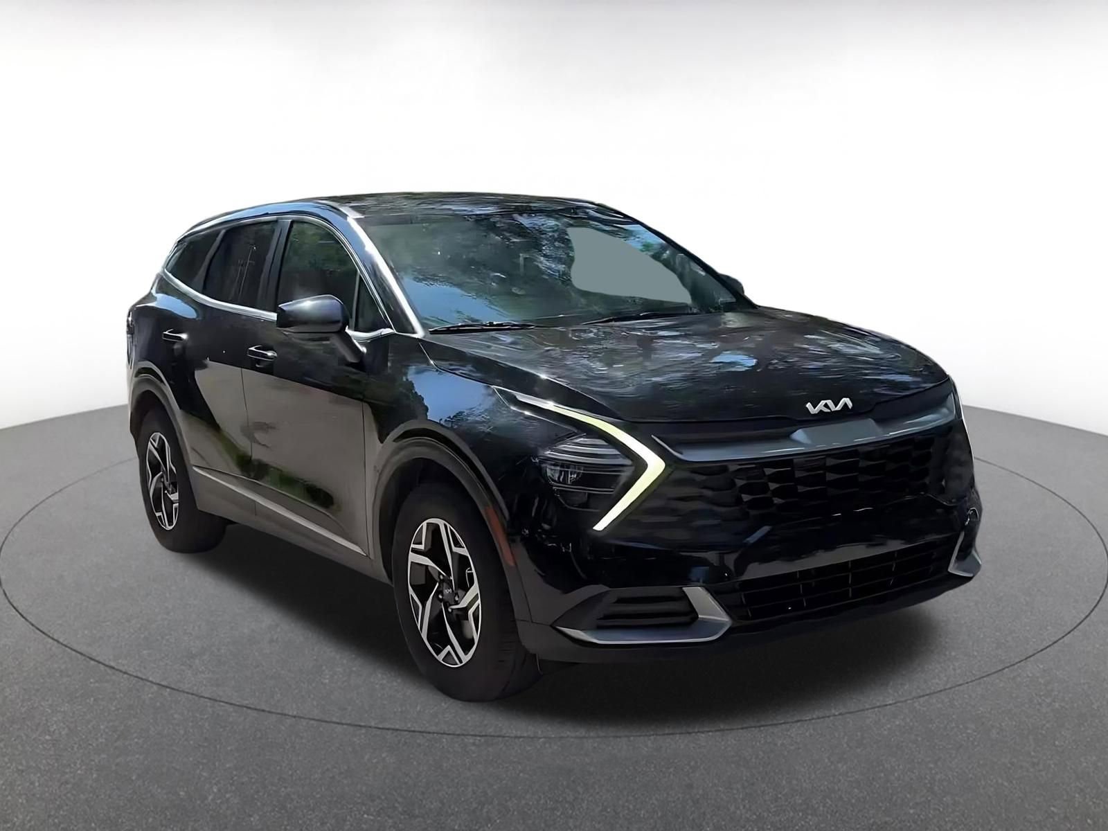 Thumbnail: 2025 Kia Sportage - 3