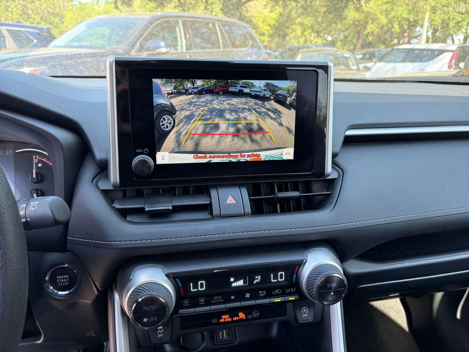 Thumbnail: 2025 Toyota RAV4 - 17