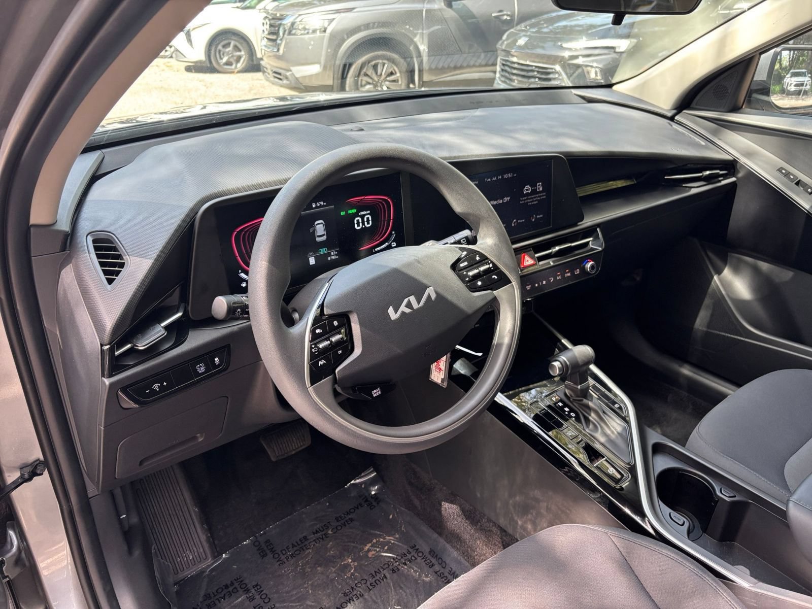 Thumbnail: 2026 Kia Niro - 32