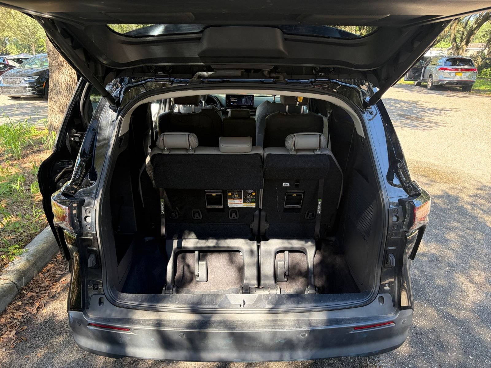 Thumbnail: 2025 Toyota Sienna - 34